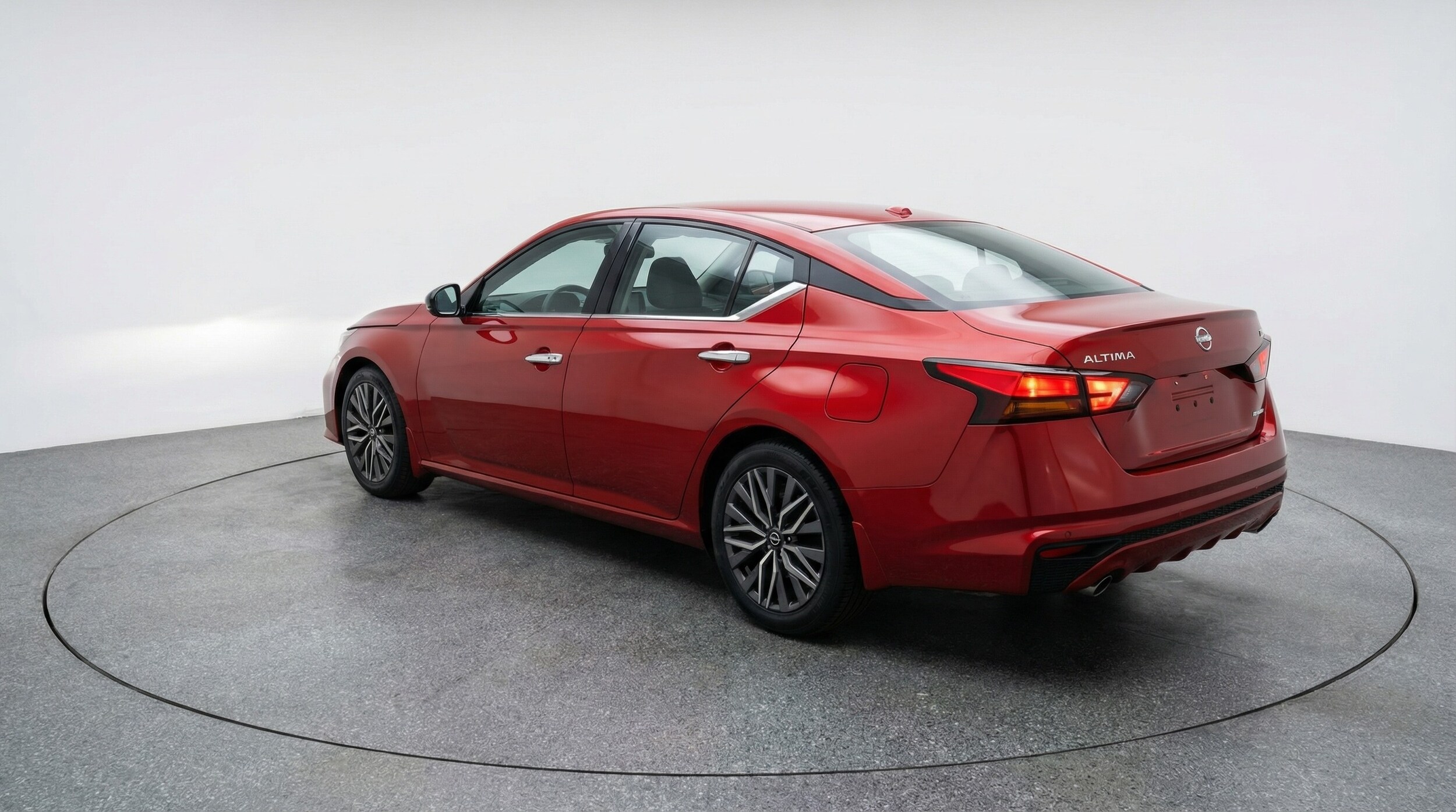 Thumbnail: 2025 Nissan Altima - 5