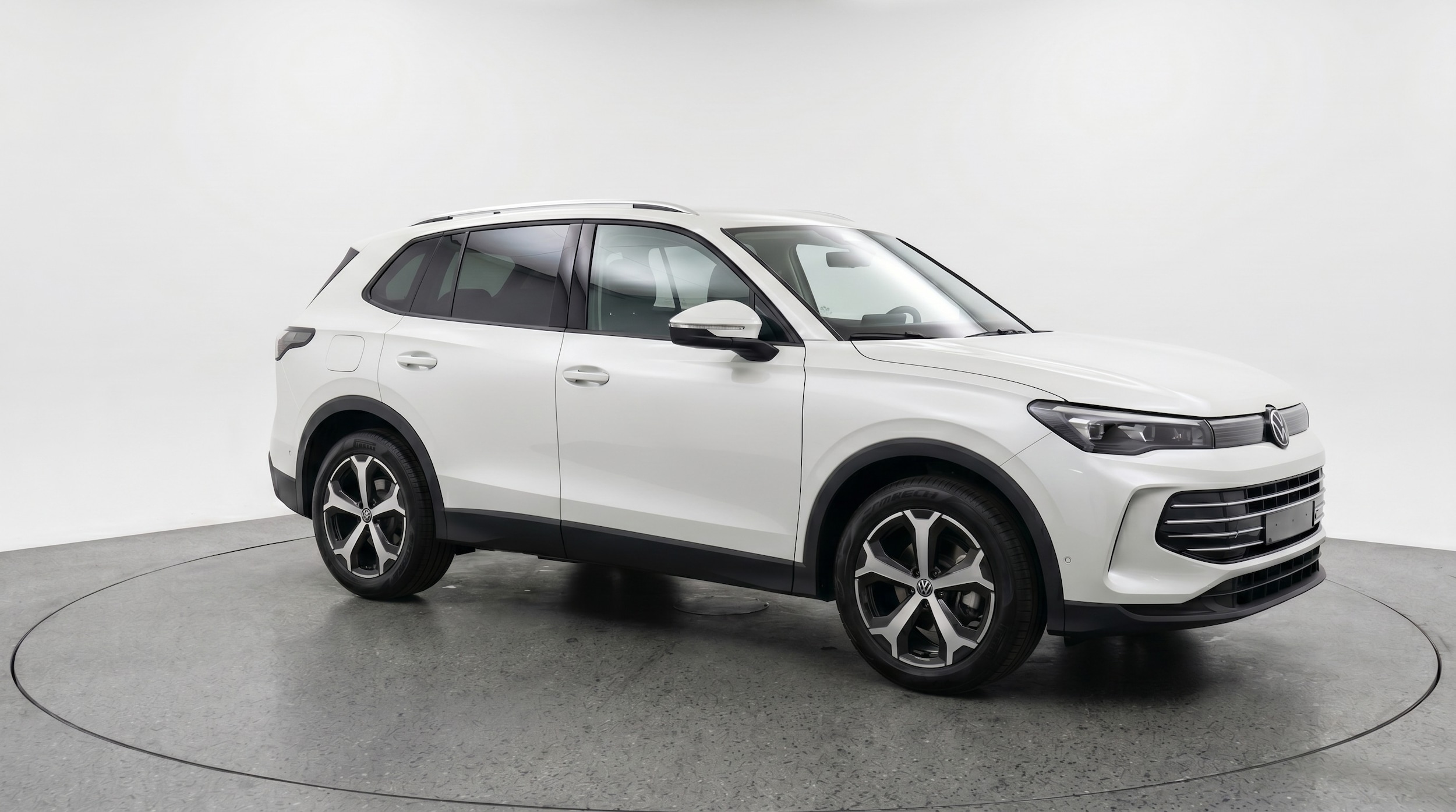 Thumbnail: 2026 Volkswagen Tiguan - 1