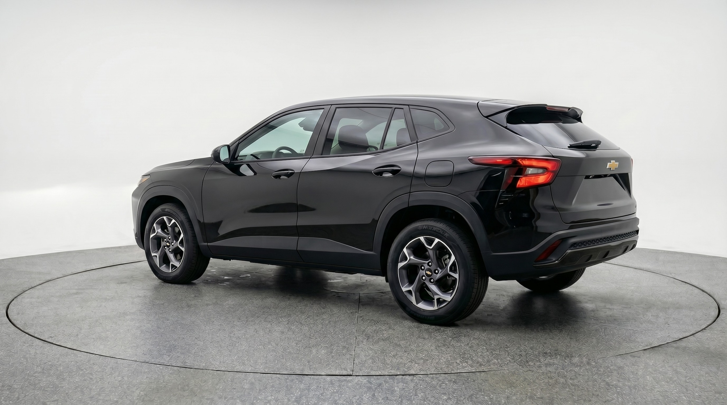 Thumbnail: 2025 Chevrolet Trax - 5