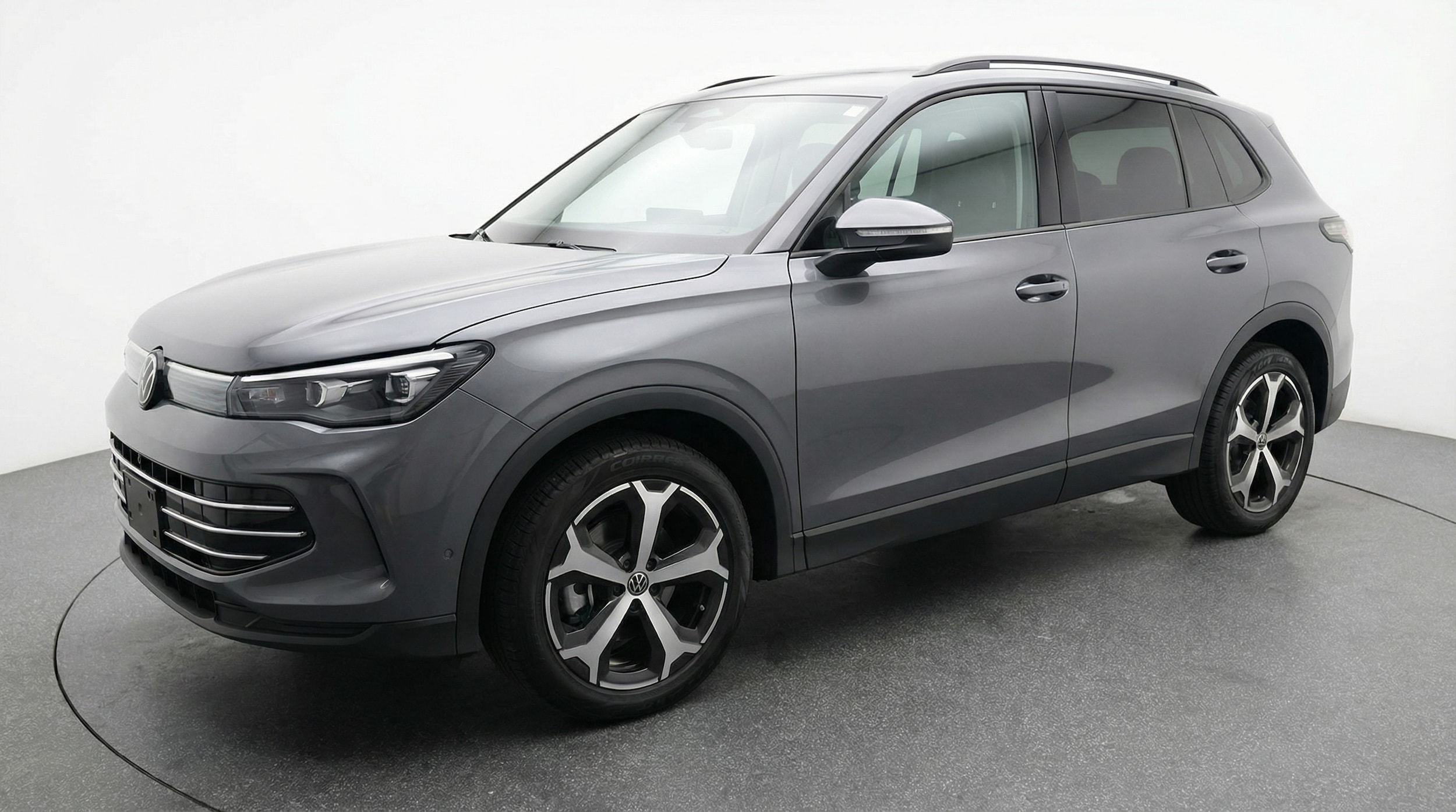 Thumbnail: 2026 Volkswagen Tiguan - 3