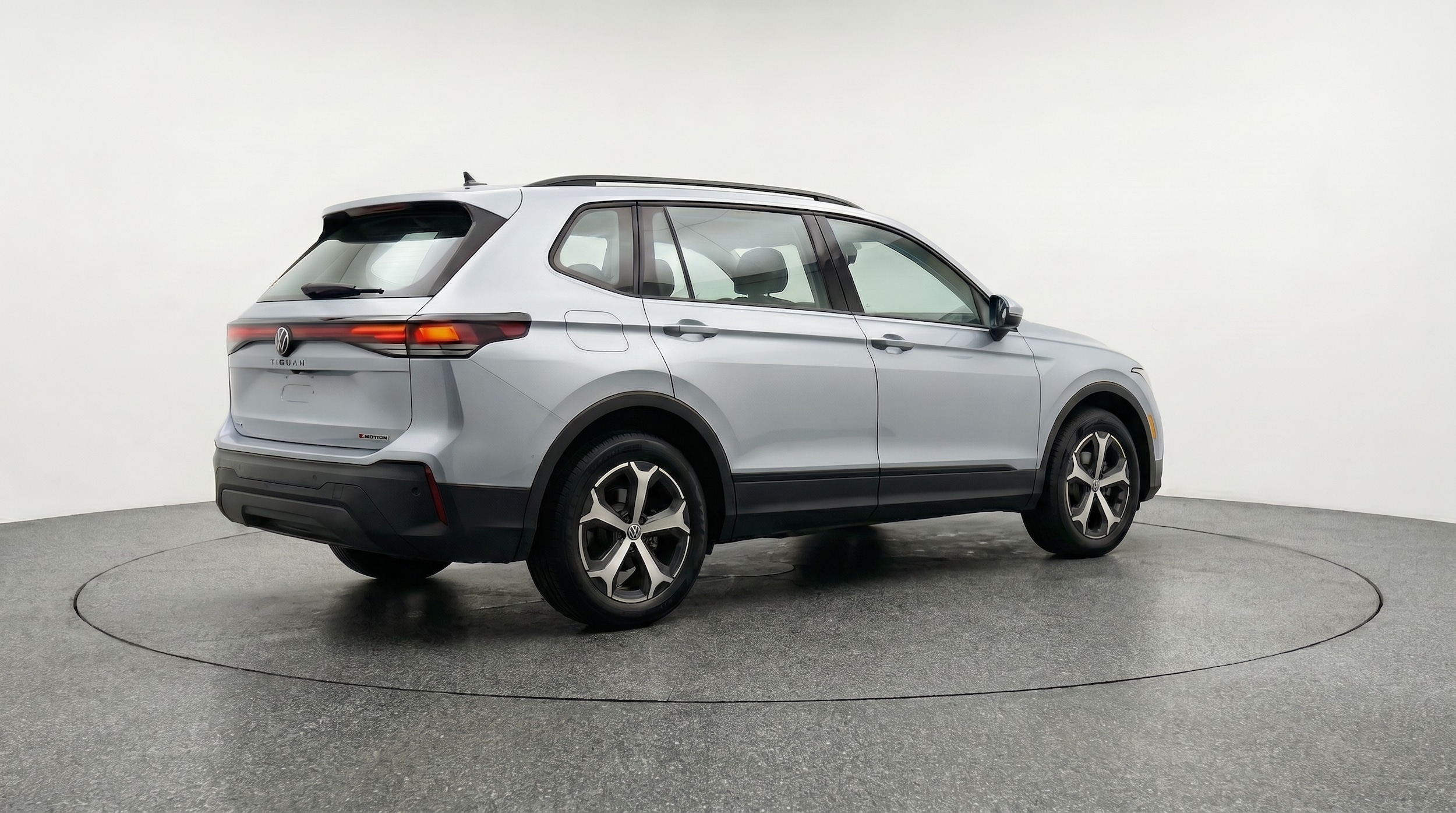 Thumbnail: 2026 Volkswagen Tiguan - 7