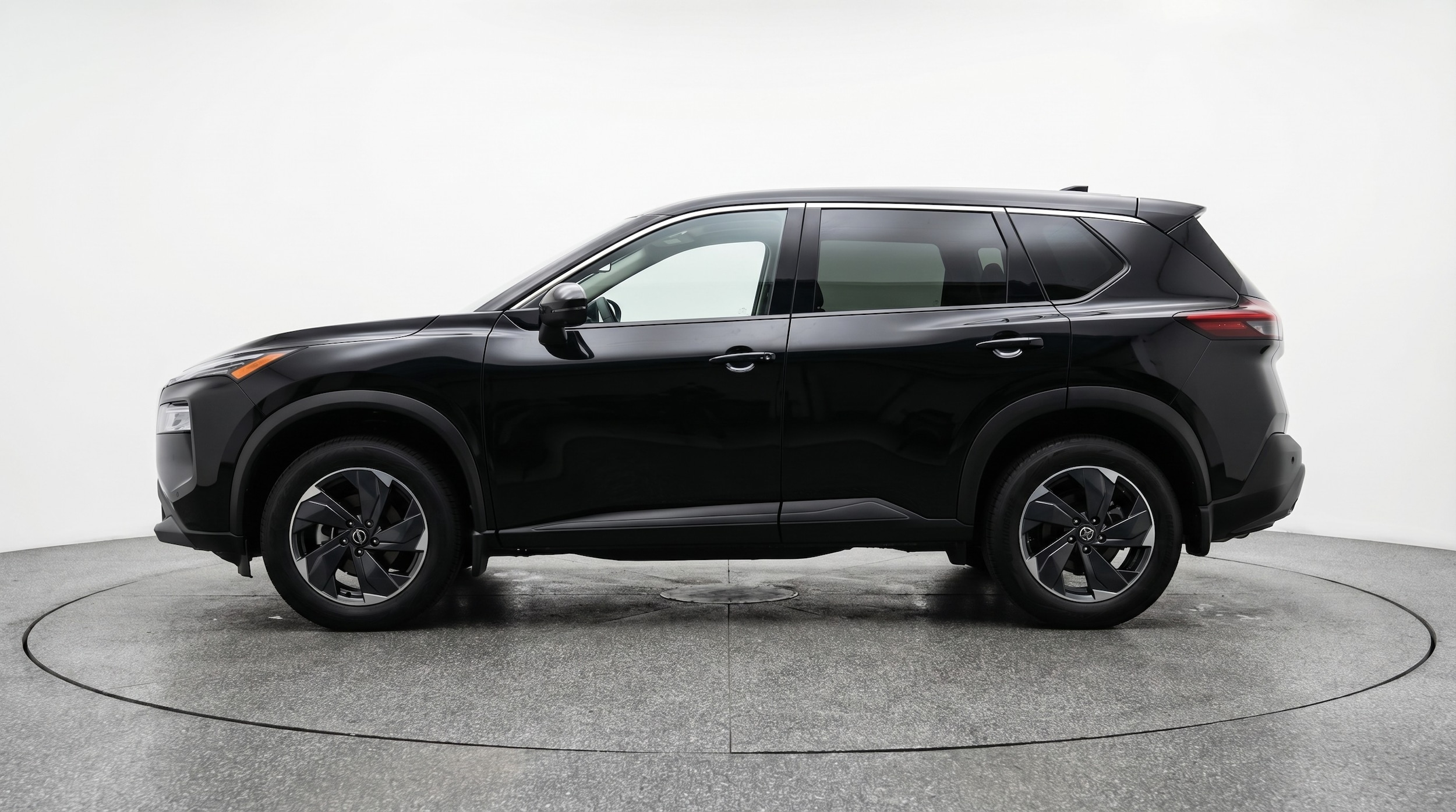 Thumbnail: 2025 Nissan Rogue - 4