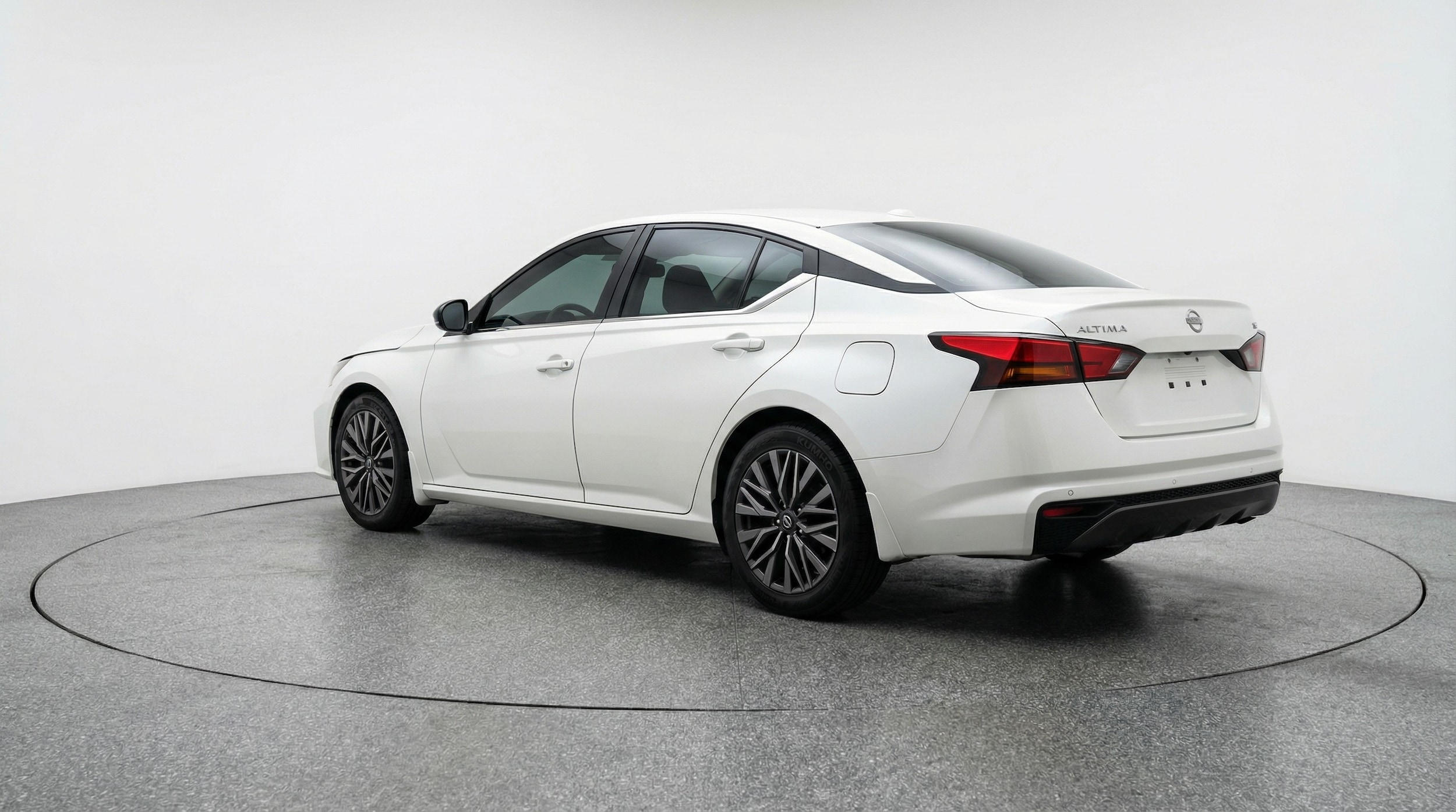 Thumbnail: 2025 Nissan Altima - 5