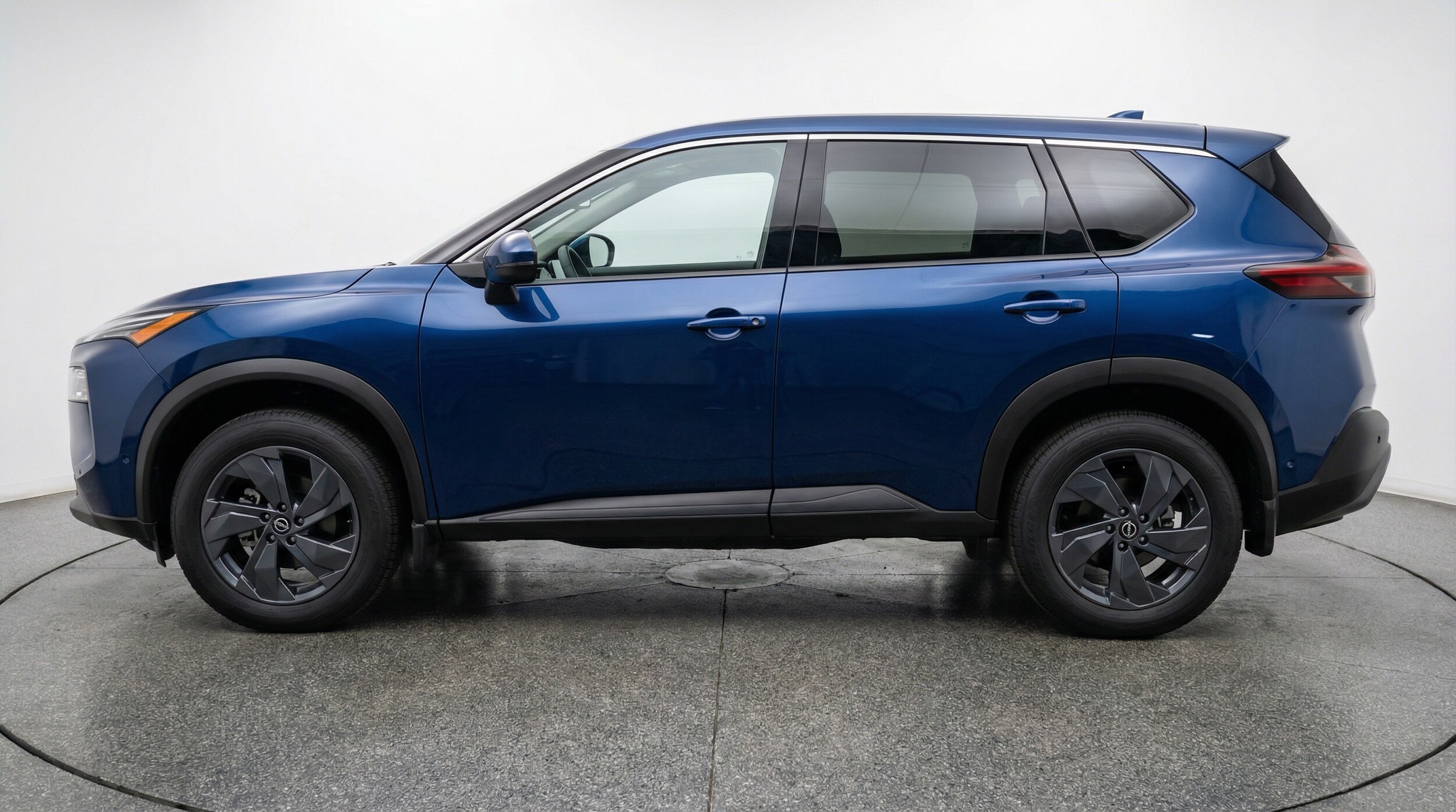 Thumbnail: 2025 Nissan Rogue - 4