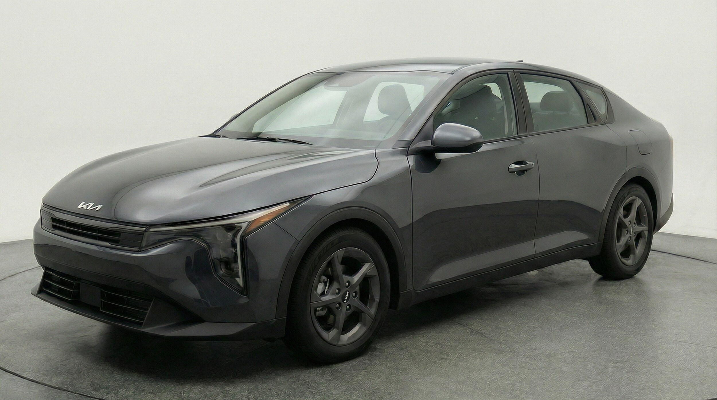 Thumbnail: 2025 Kia K4 - 3