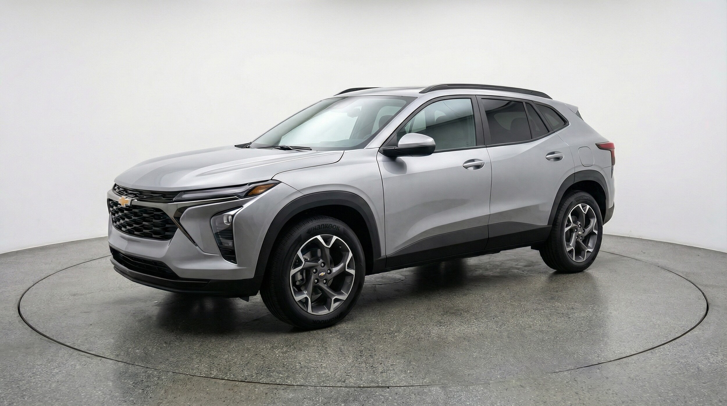 Thumbnail: 2025 Chevrolet Trax - 3