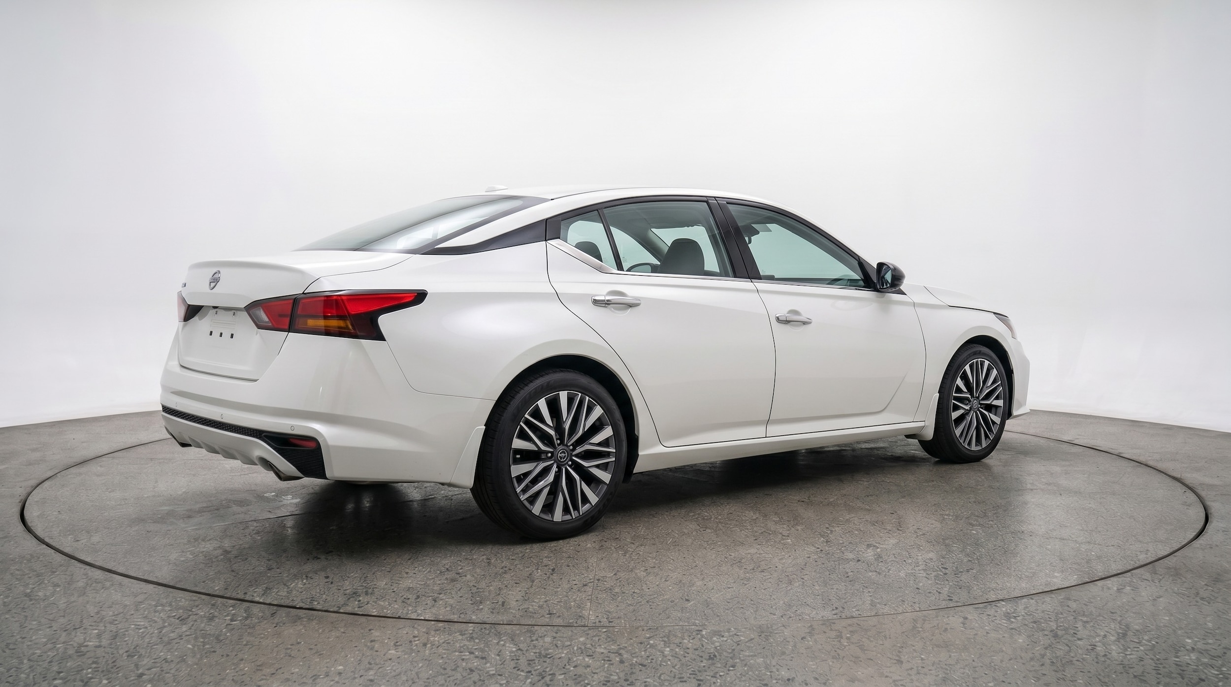 Thumbnail: 2025 Nissan Altima - 7