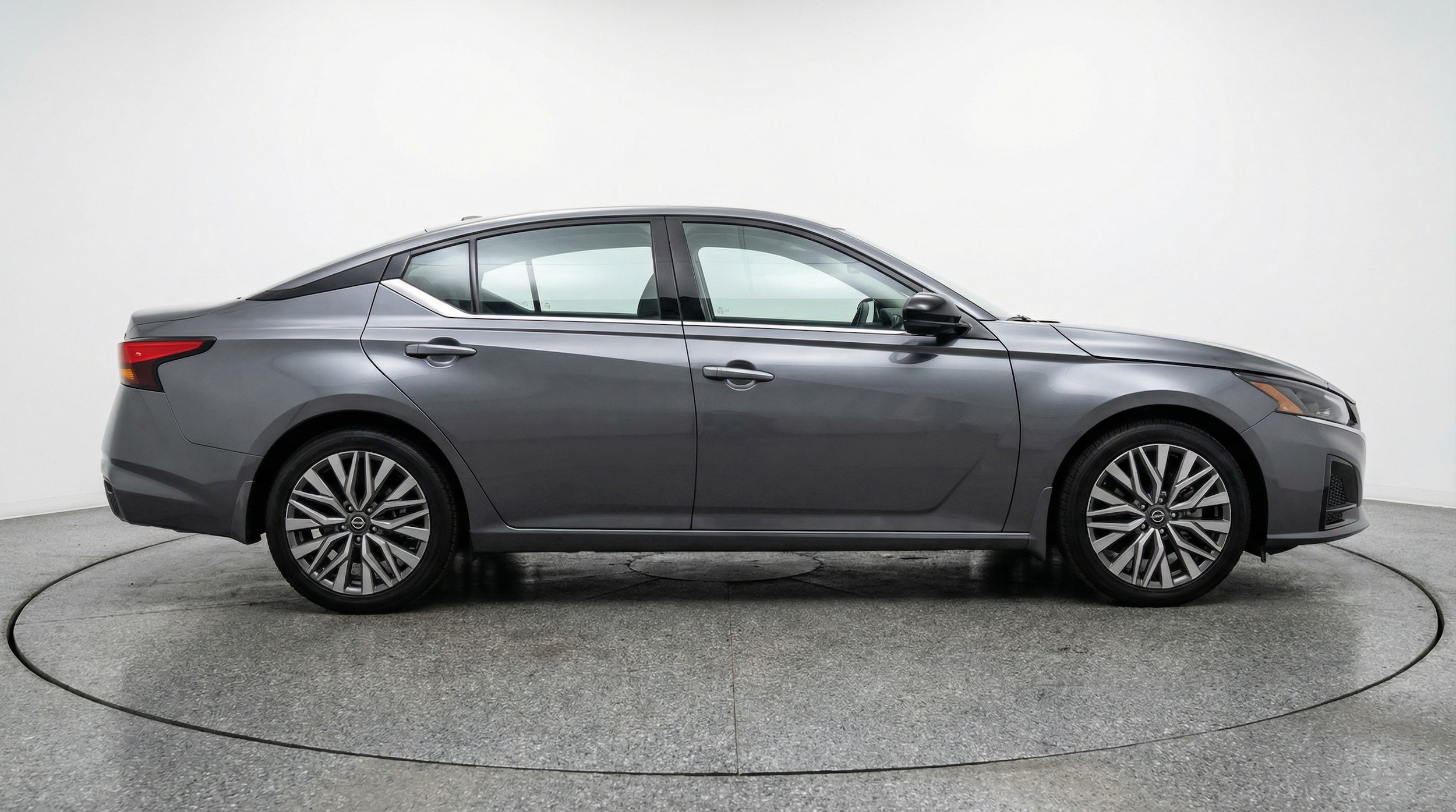 Thumbnail: 2025 Nissan Altima - 8