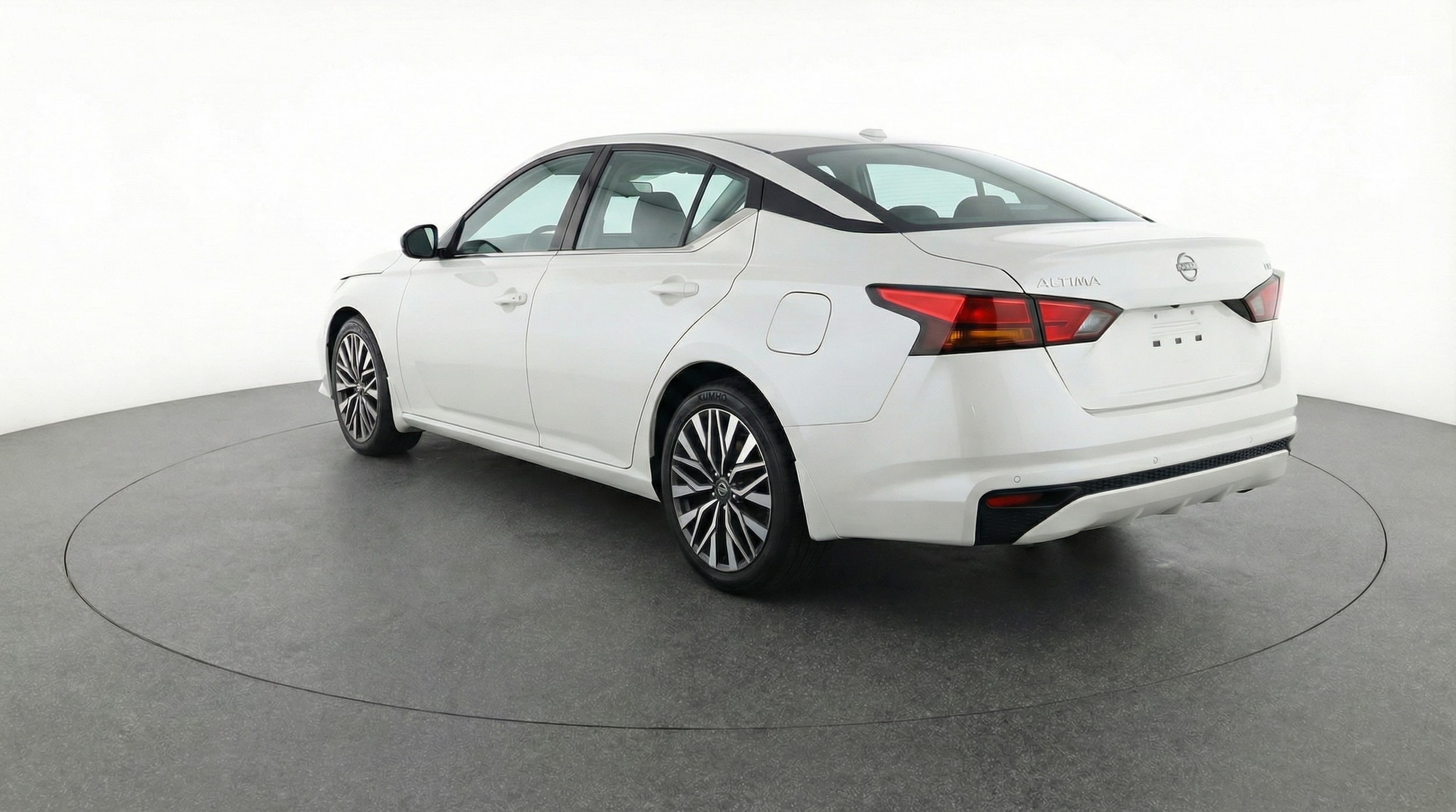 Thumbnail: 2025 Nissan Altima - 5