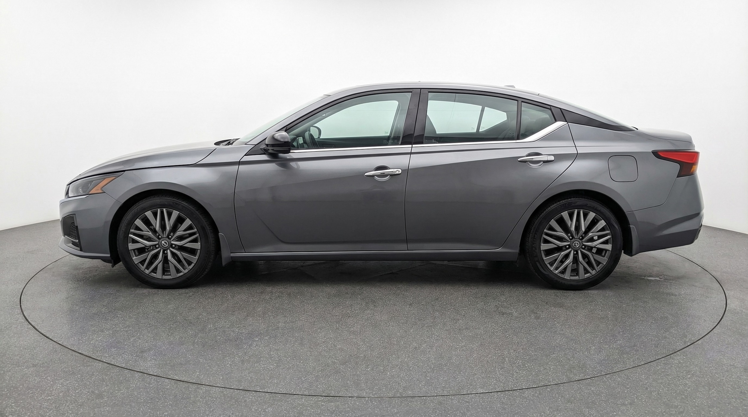 Thumbnail: 2025 Nissan Altima - 4
