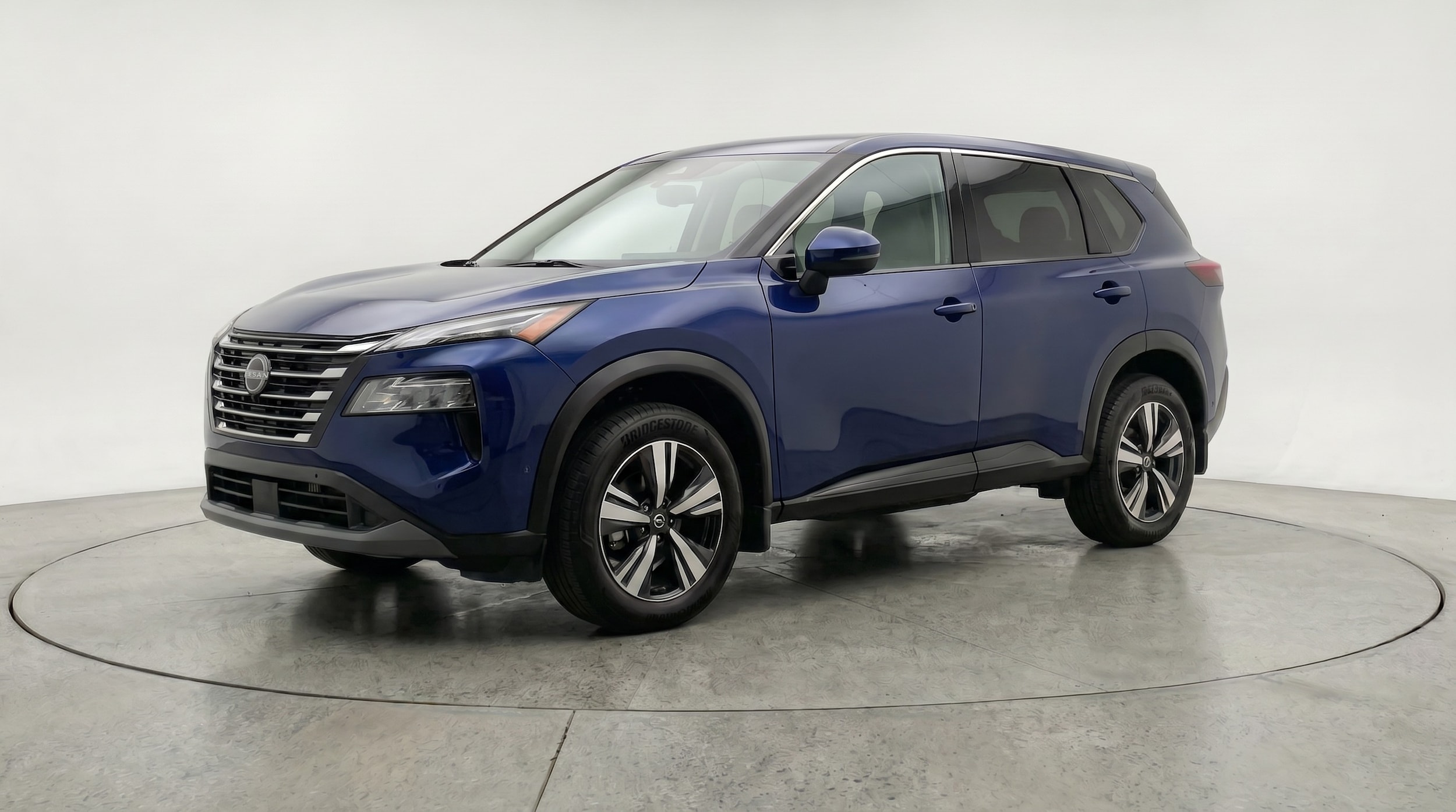 Thumbnail: 2026 Nissan Rogue - 3