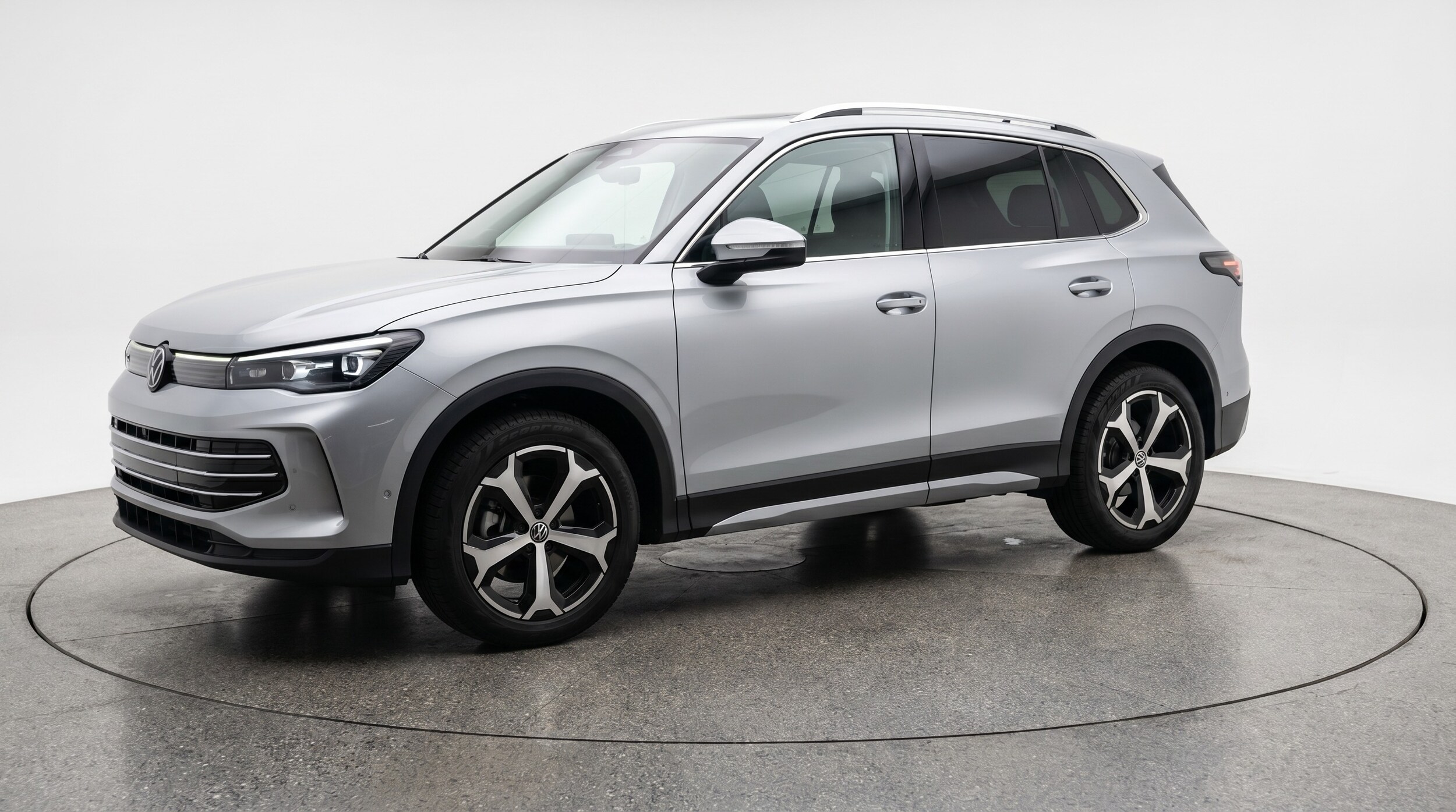 Thumbnail: 2026 Volkswagen Tiguan - 3