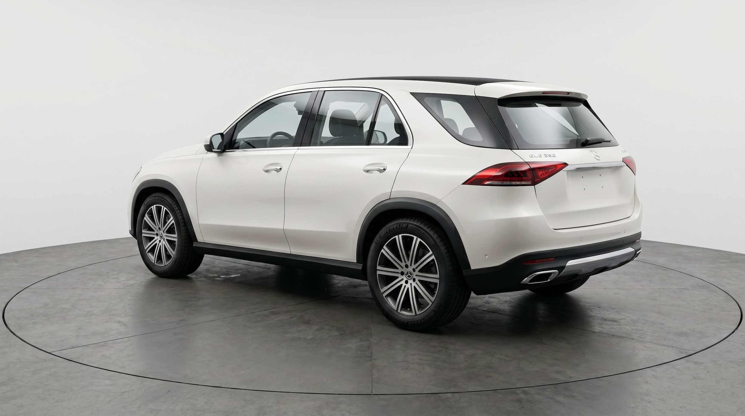 Thumbnail: 2026 Mercedes-Benz GLE - 5