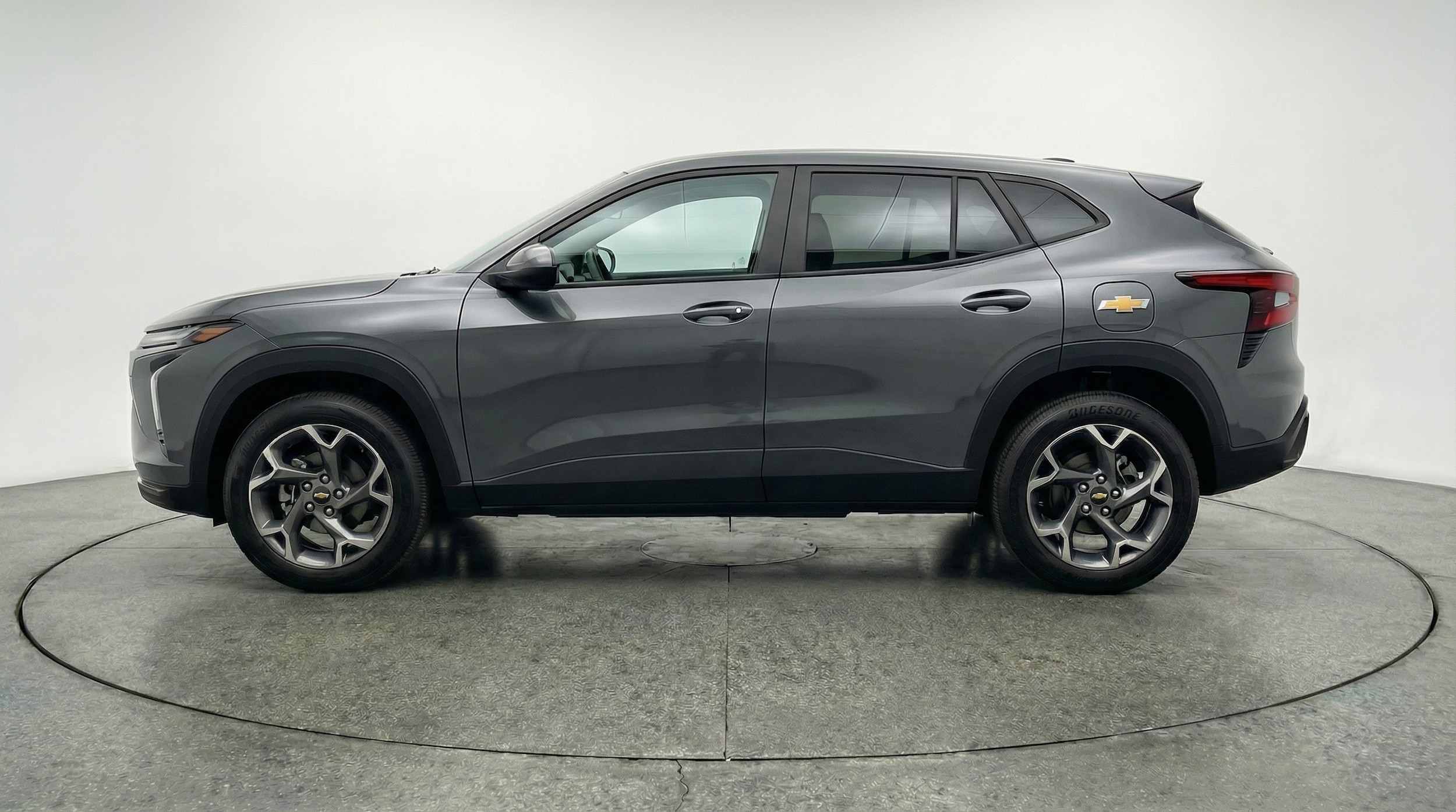 Thumbnail: 2025 Chevrolet Trax - 4