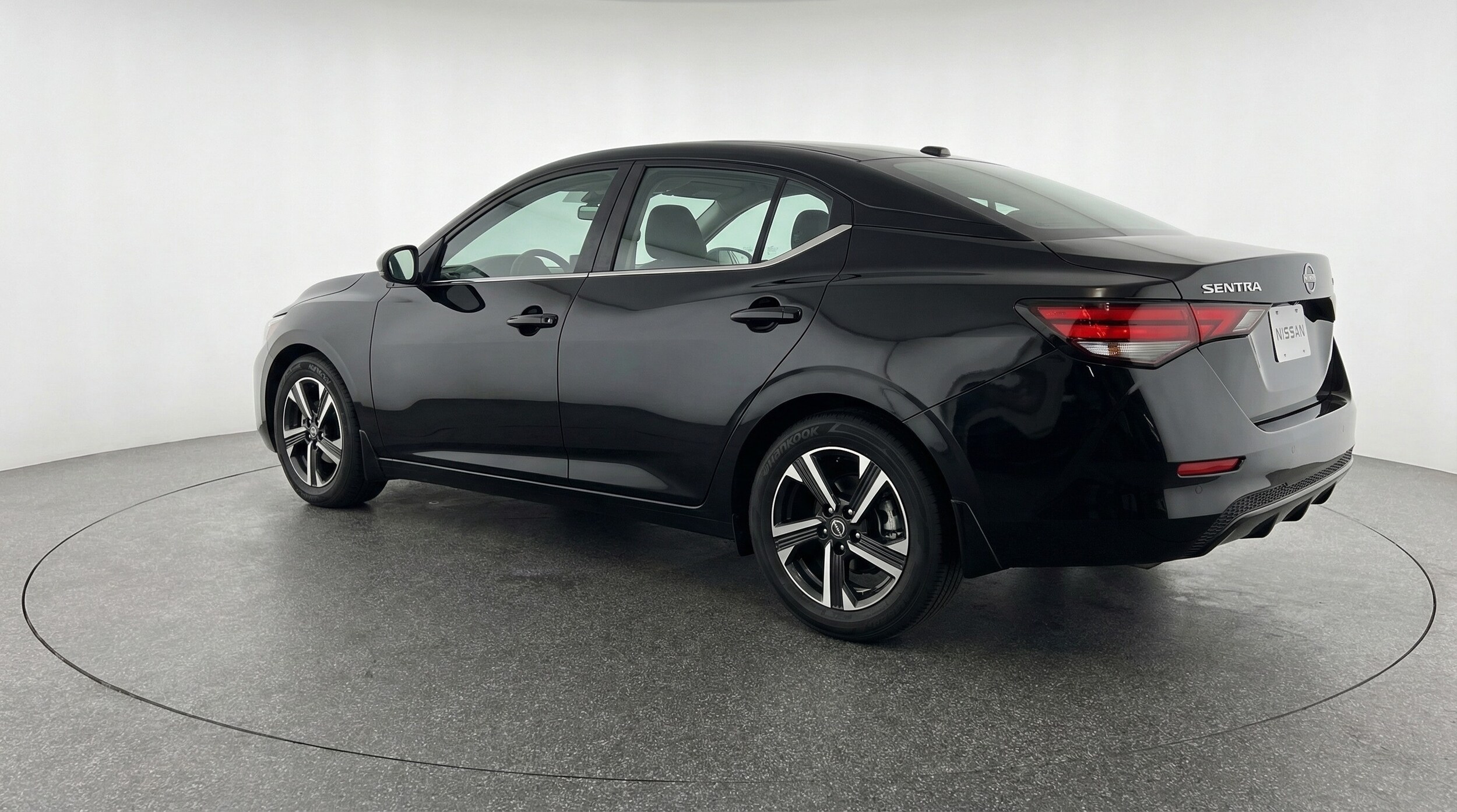 Thumbnail: 2025 Nissan Sentra - 5