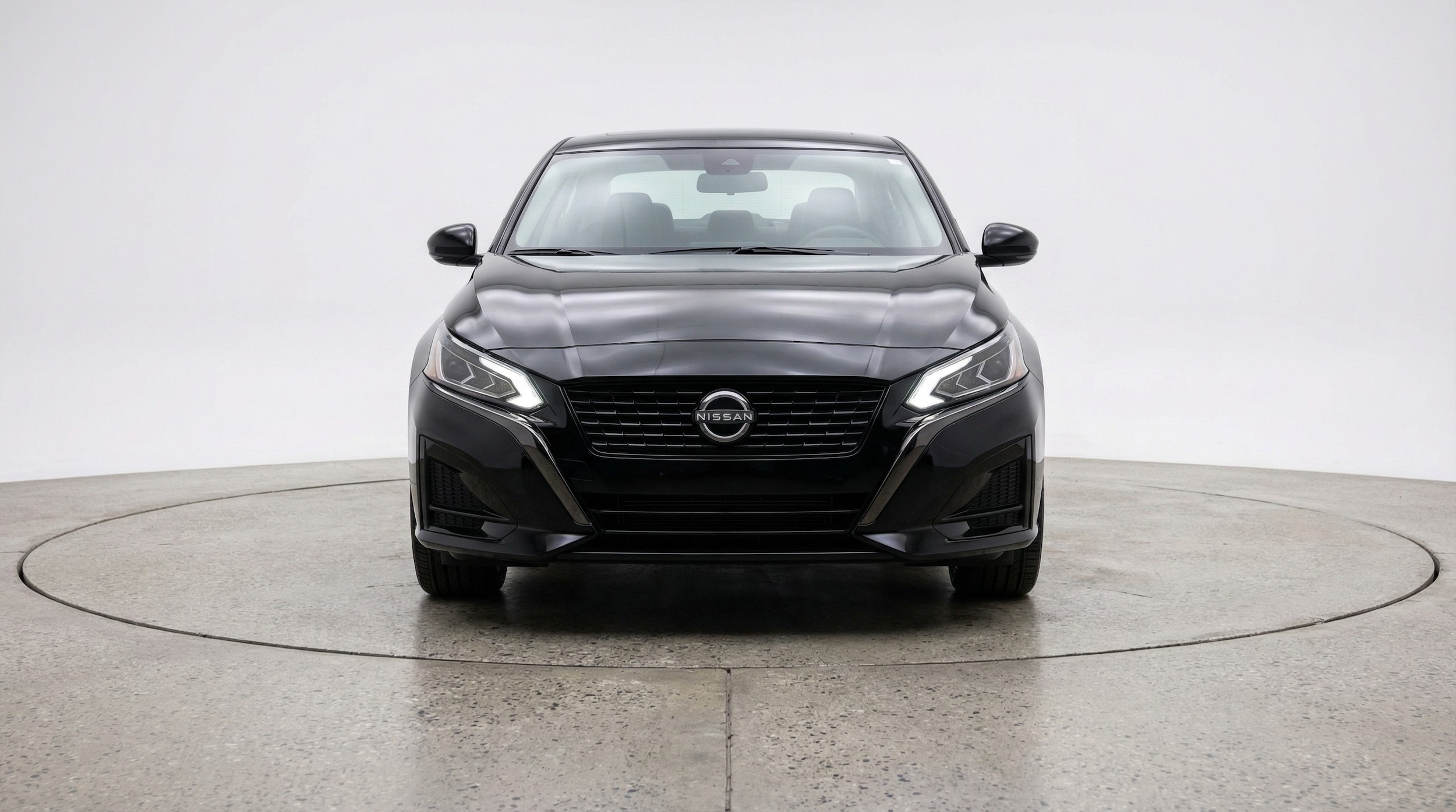 Thumbnail: 2025 Nissan Altima - 2