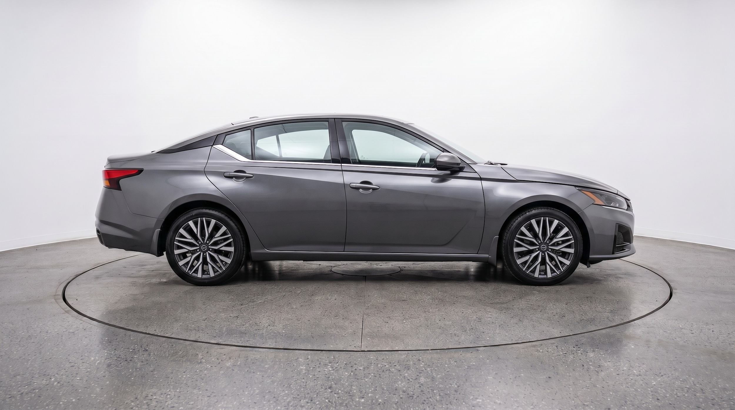 Thumbnail: 2025 Nissan Altima - 8