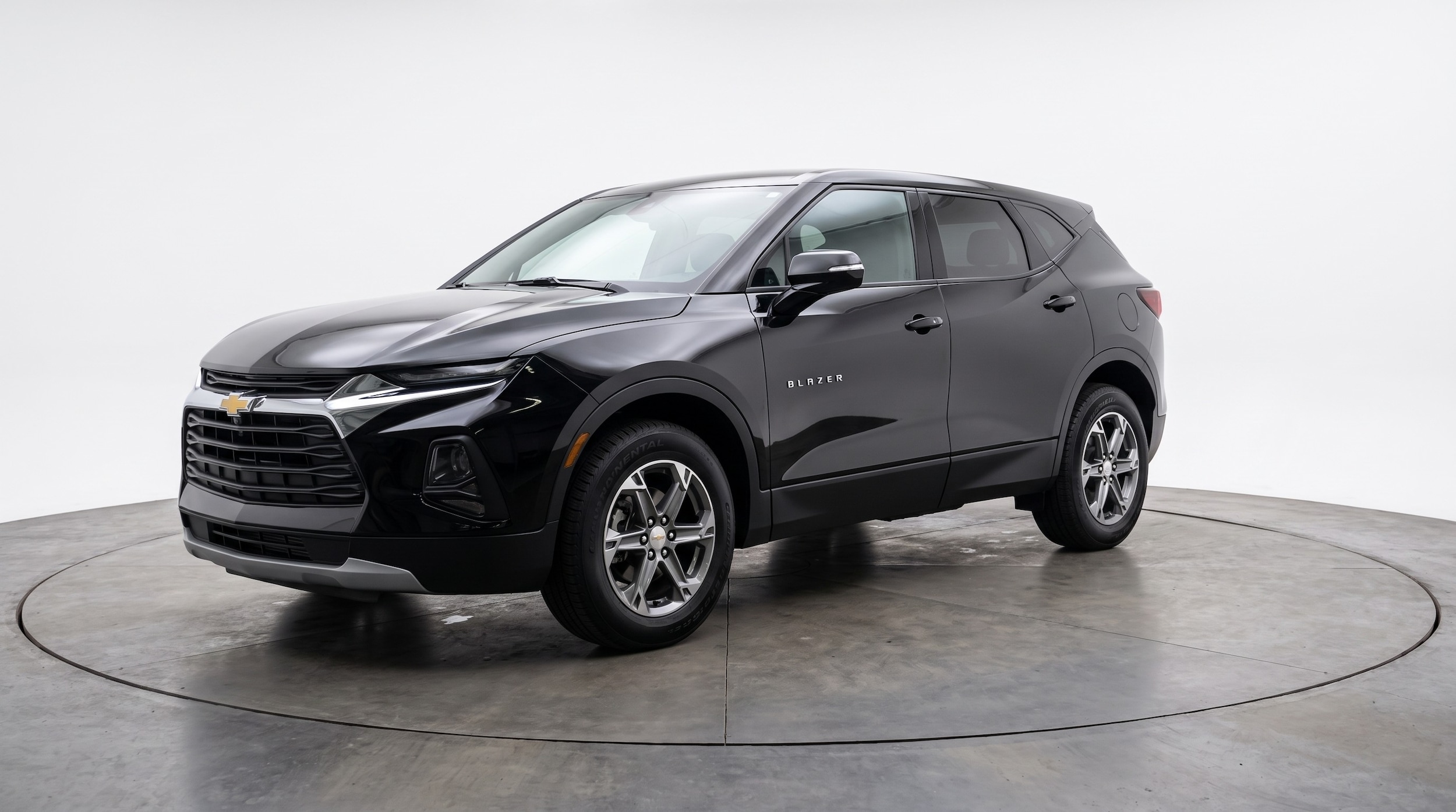 Thumbnail: 2026 Chevrolet Blazer - 3