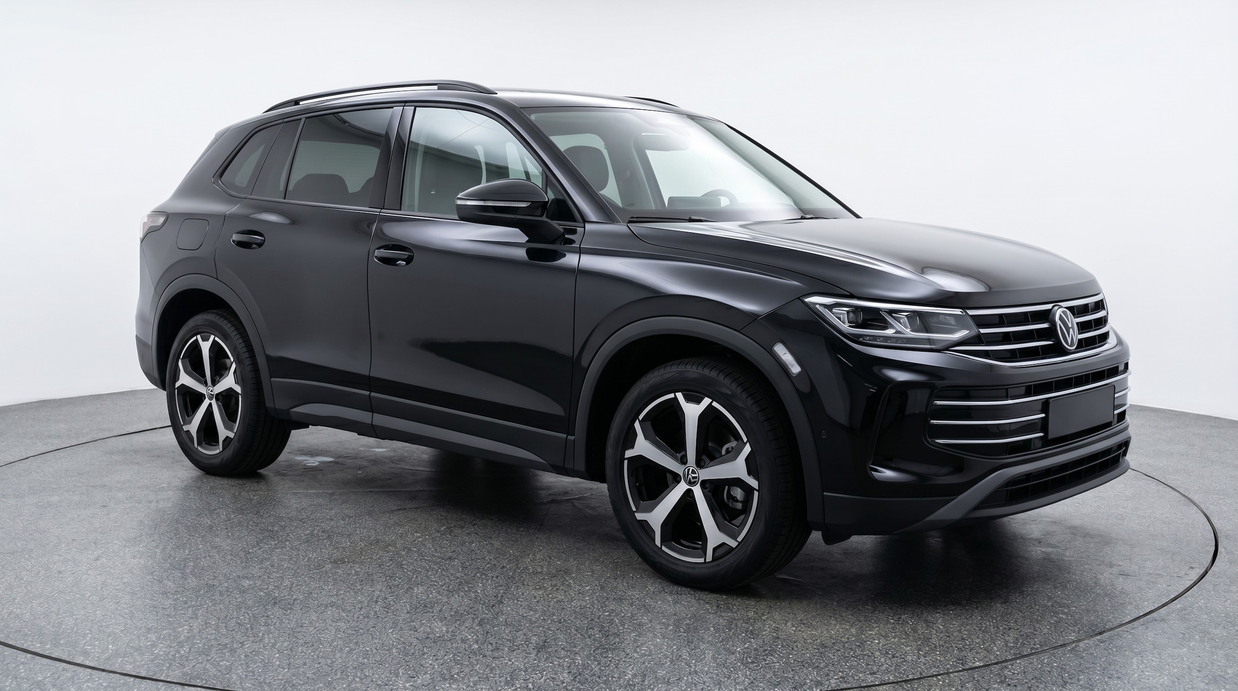Thumbnail: 2026 Volkswagen Tiguan - 1
