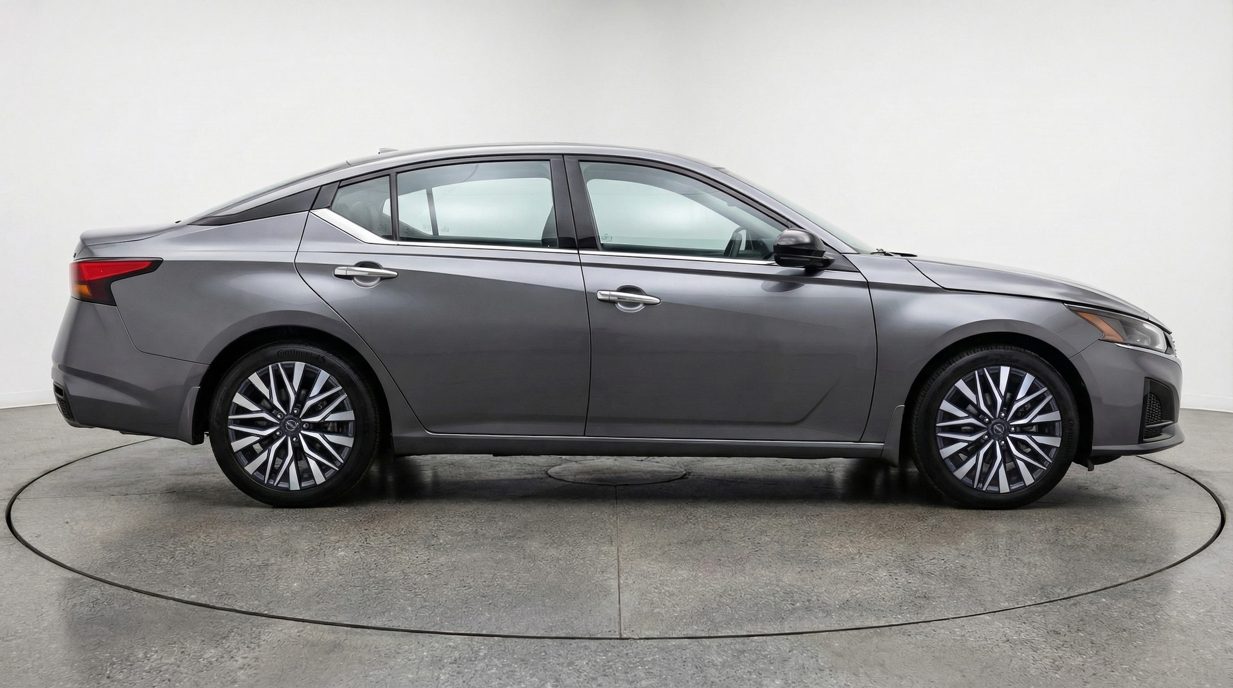 Thumbnail: 2025 Nissan Altima - 8