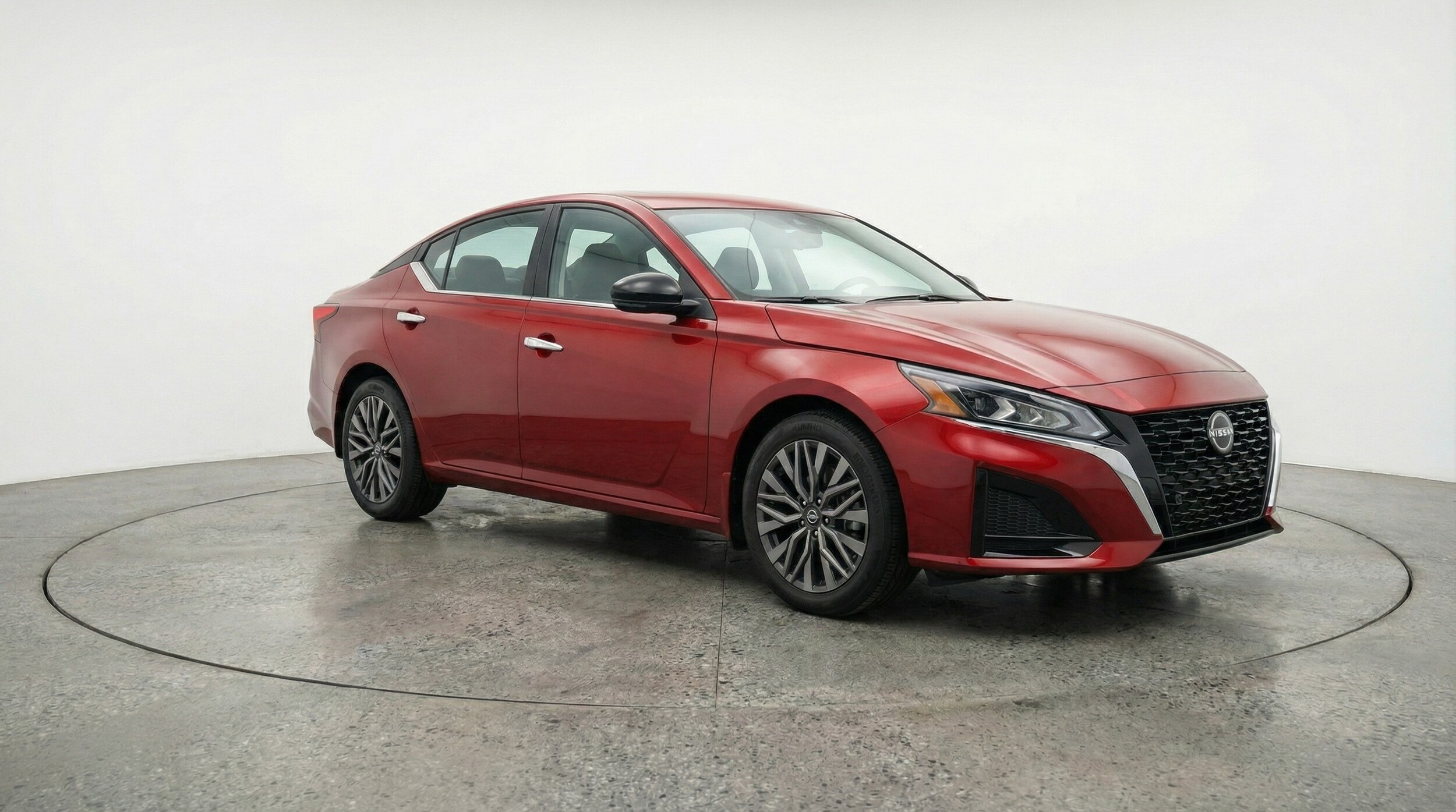 Thumbnail: 2025 Nissan Altima - 1