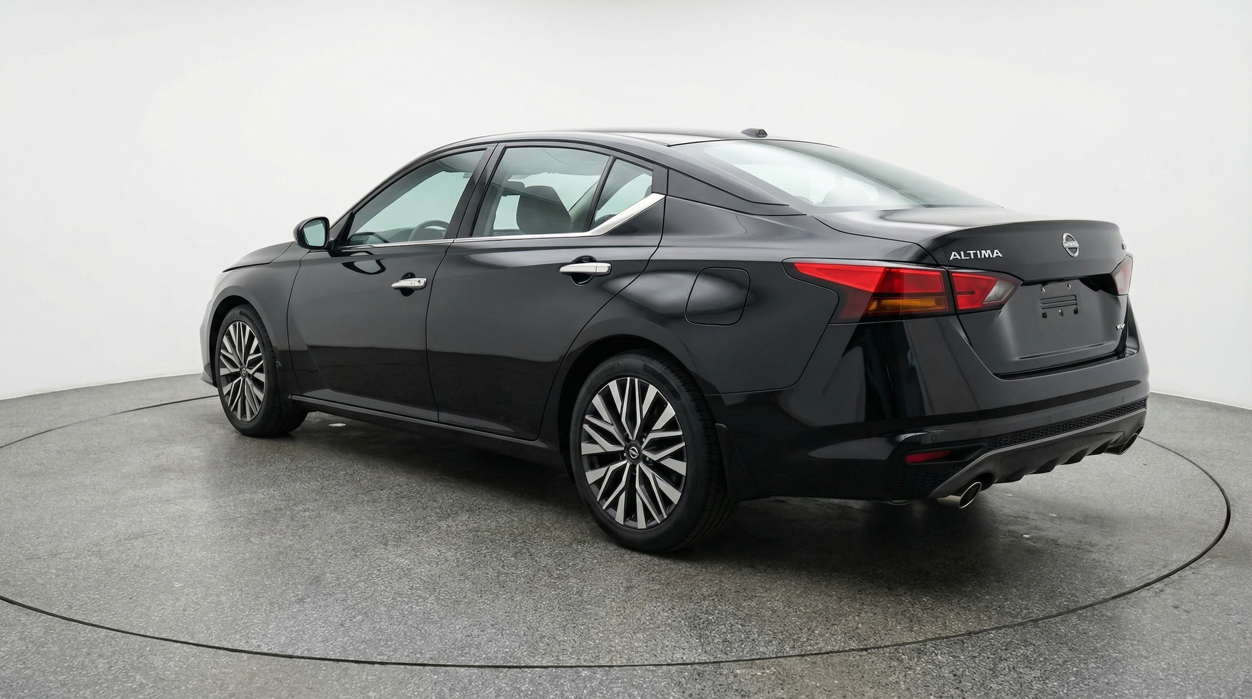 Thumbnail: 2025 Nissan Altima - 5
