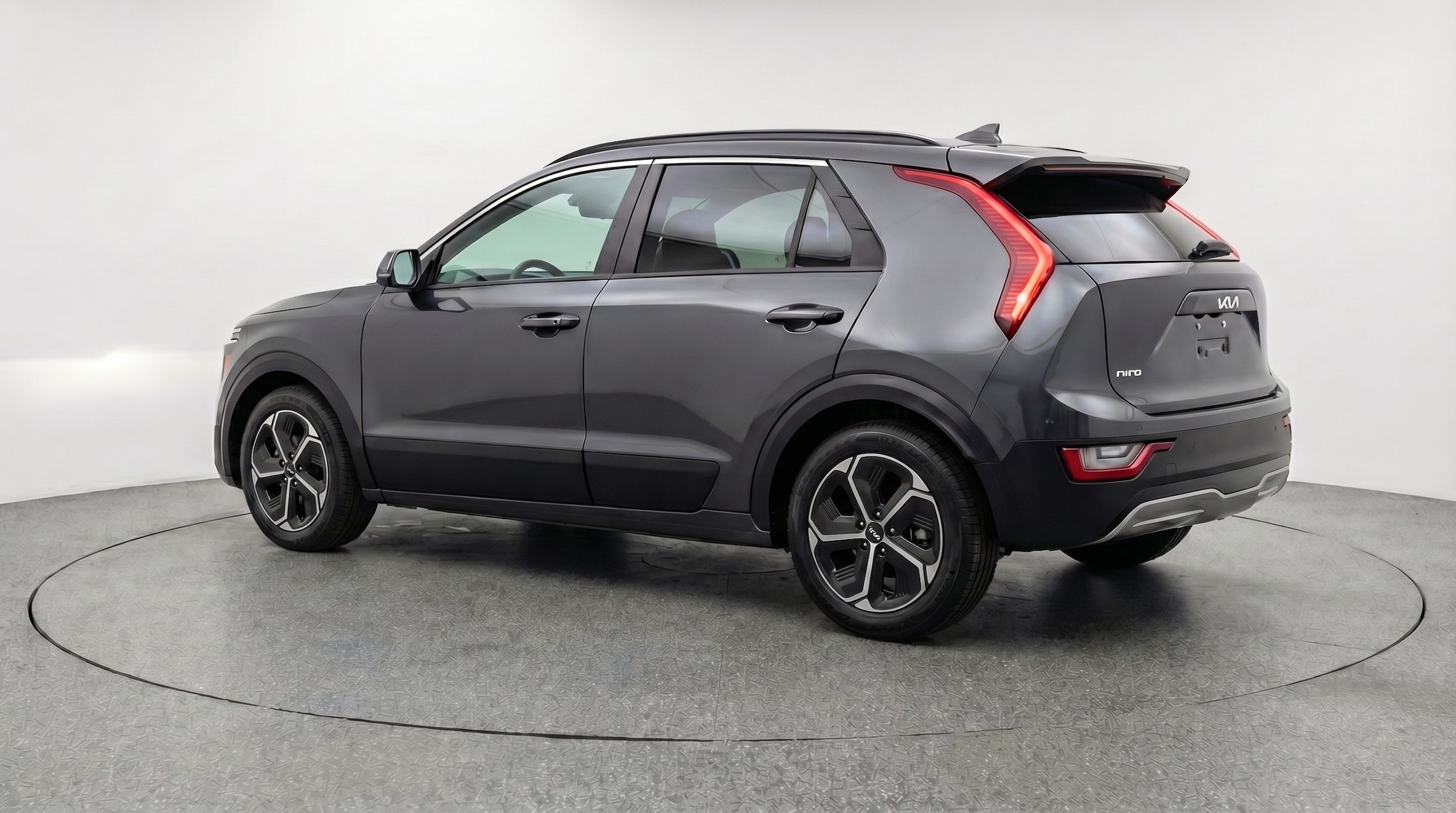 Thumbnail: 2026 Kia Niro - 5