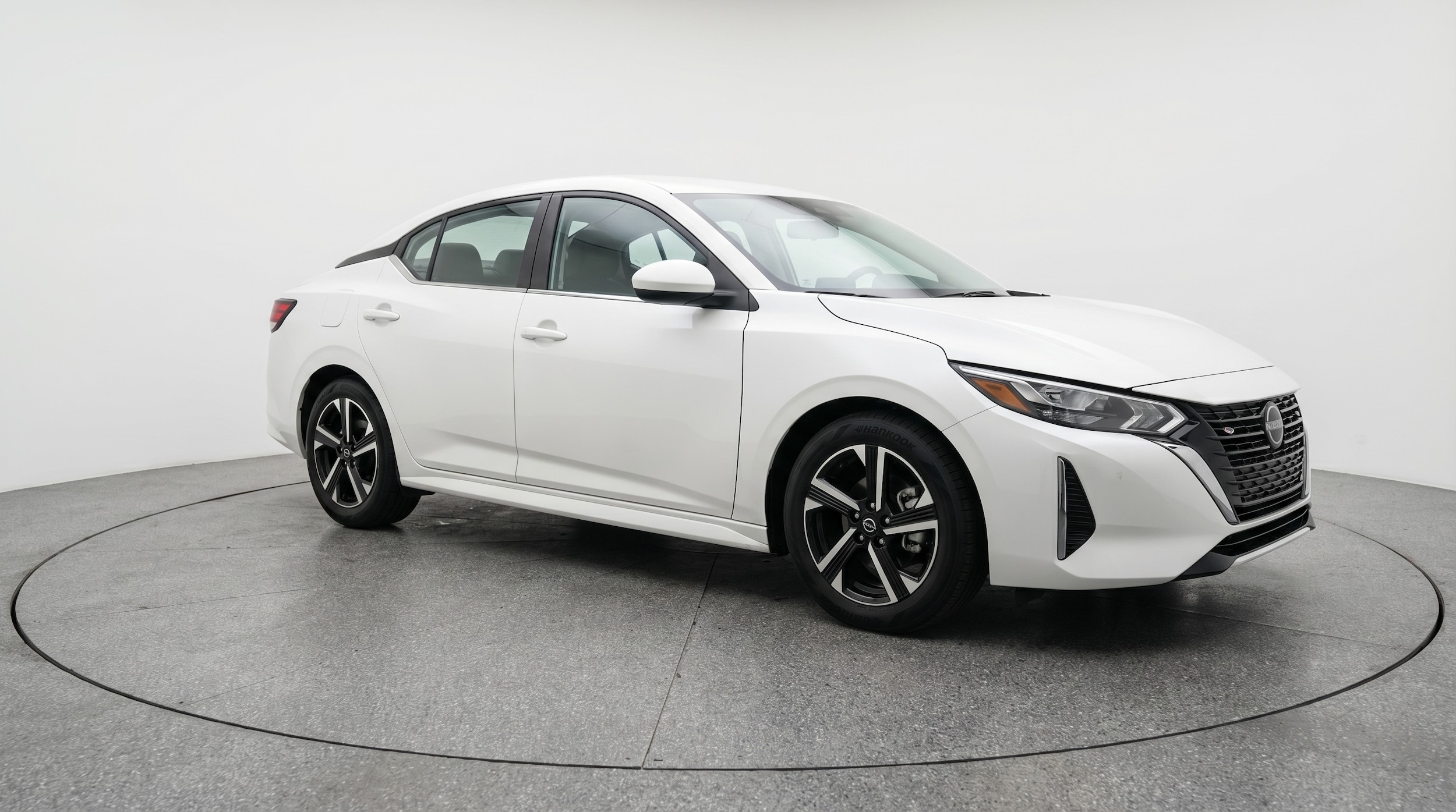 Thumbnail: 2025 Nissan Sentra - 1