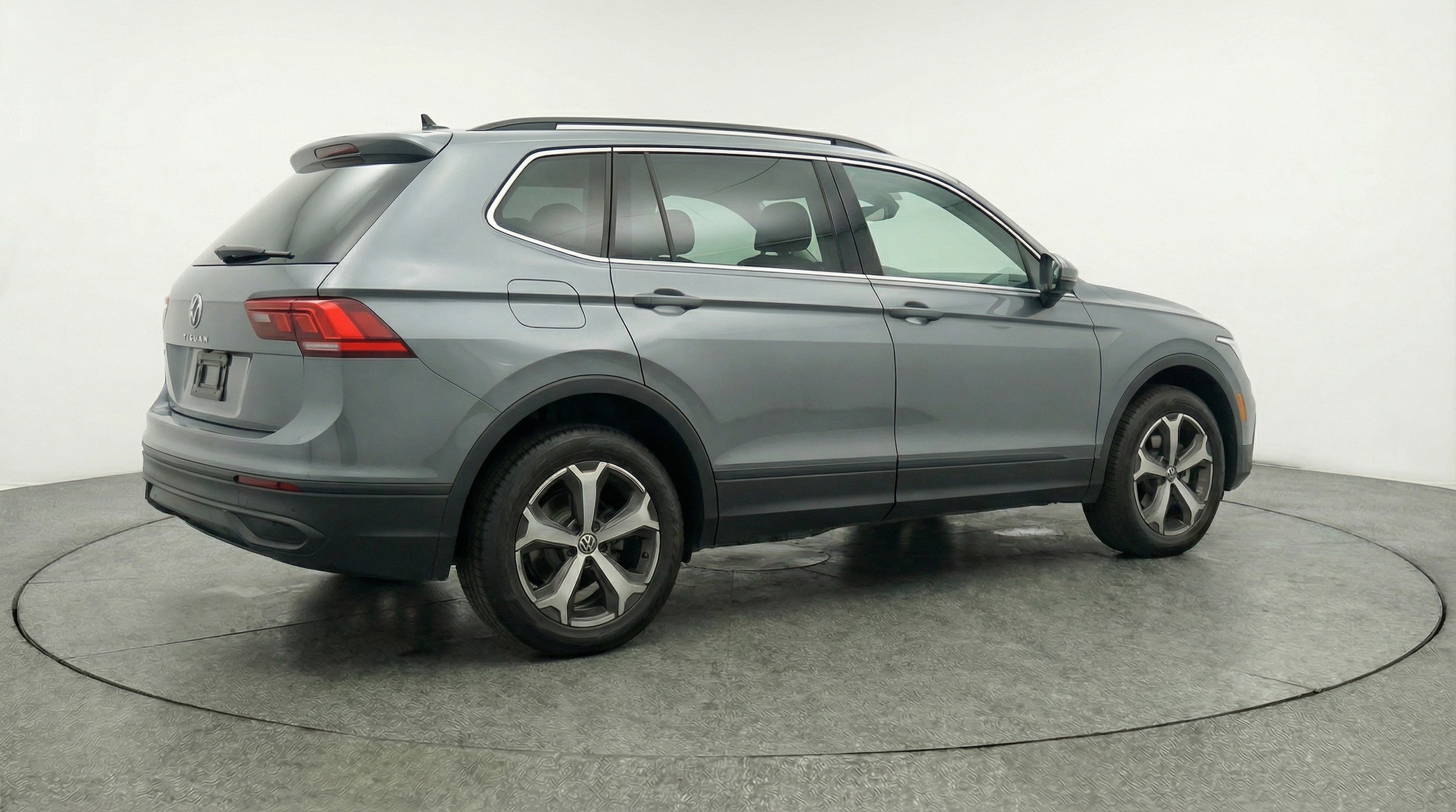 Thumbnail: 2026 Volkswagen Tiguan - 7
