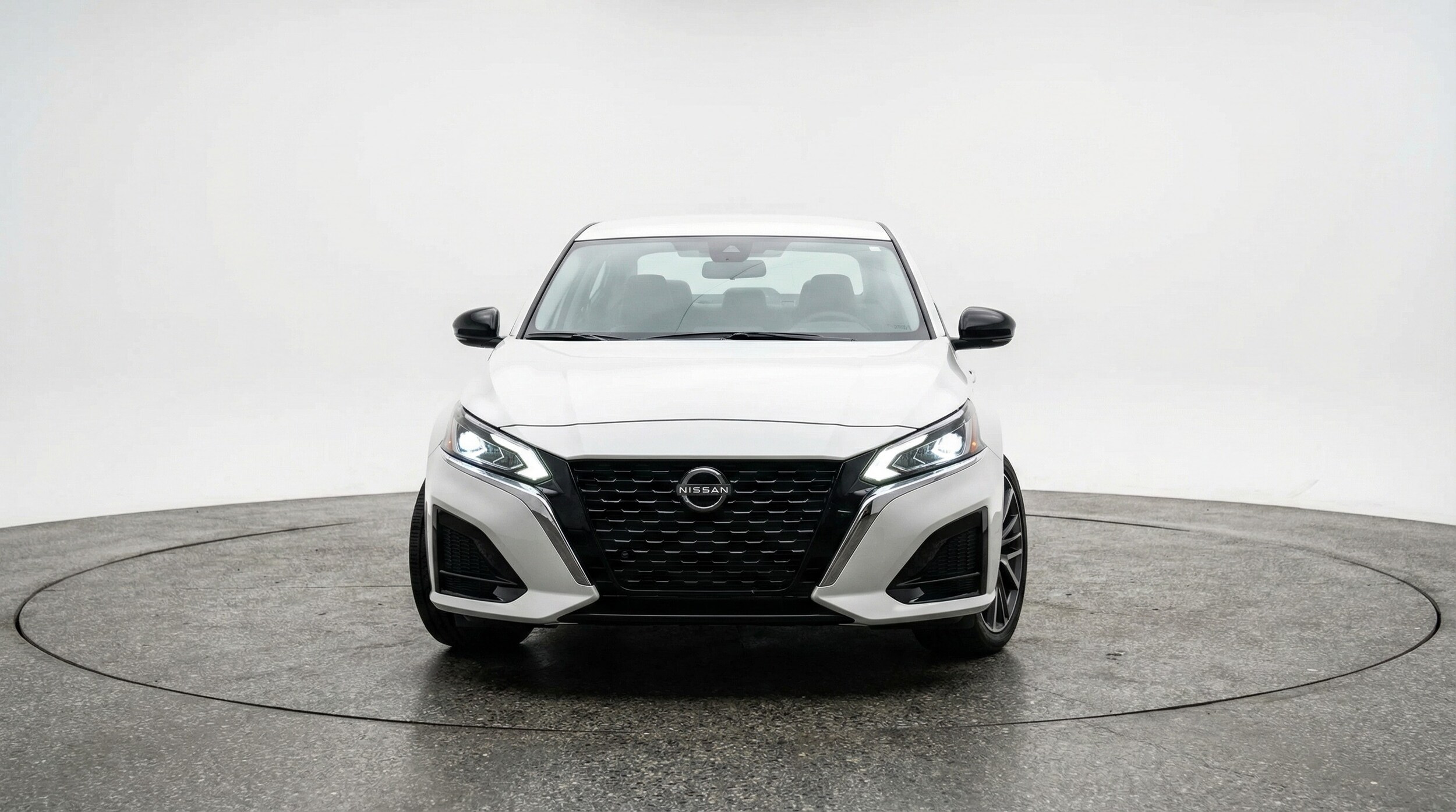 Thumbnail: 2025 Nissan Altima - 2