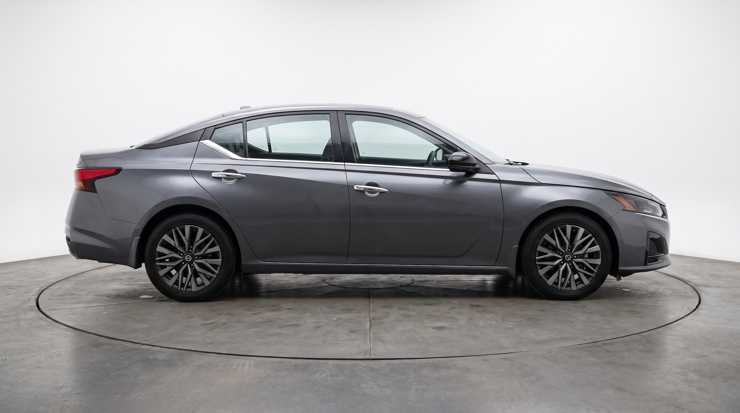 Thumbnail: 2025 Nissan Altima - 8