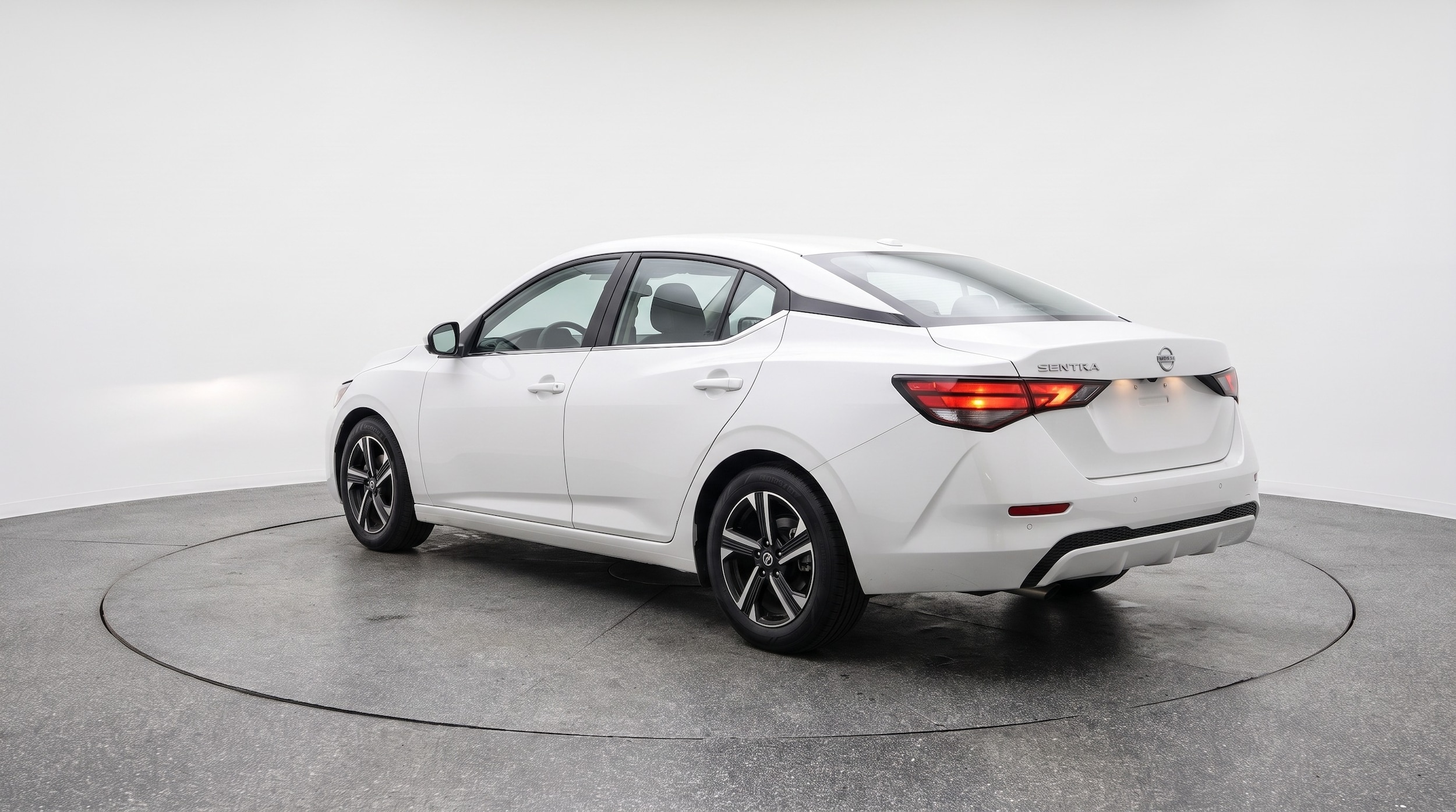 Thumbnail: 2025 Nissan Sentra - 5