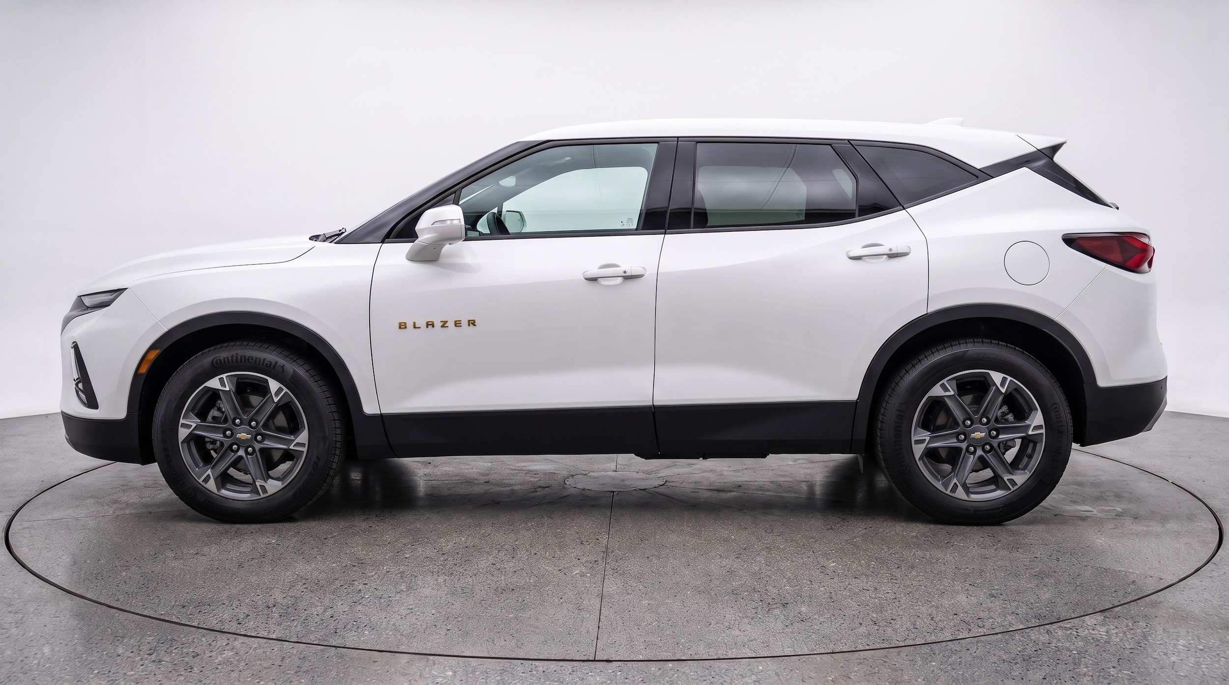 Thumbnail: 2025 Chevrolet Blazer - 4