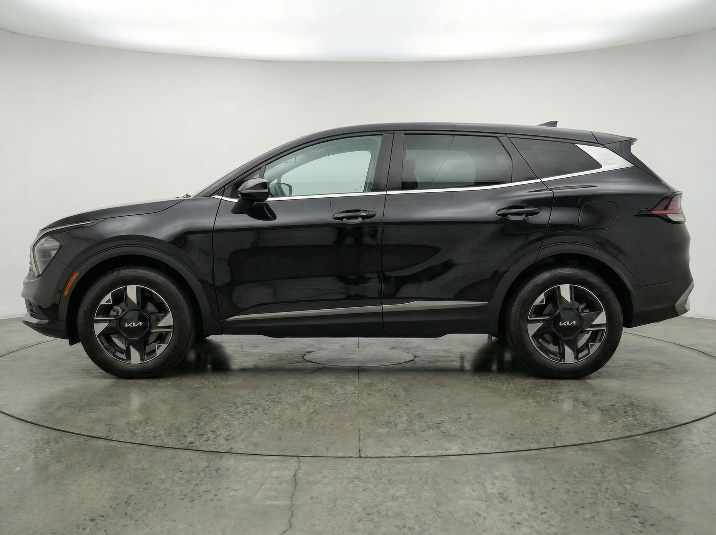 Thumbnail: 2026 Kia Sportage - 4