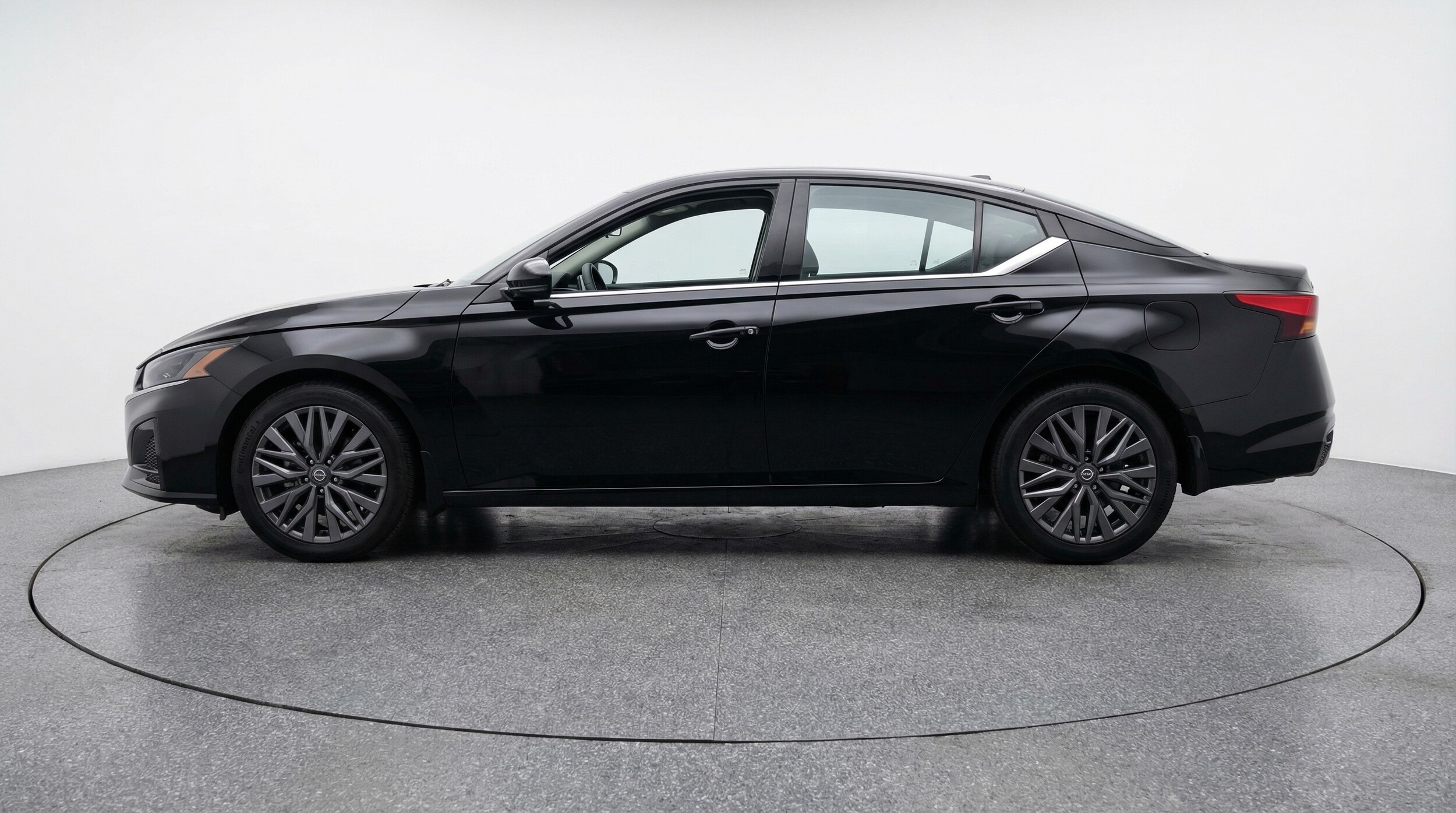 Thumbnail: 2025 Nissan Altima - 4