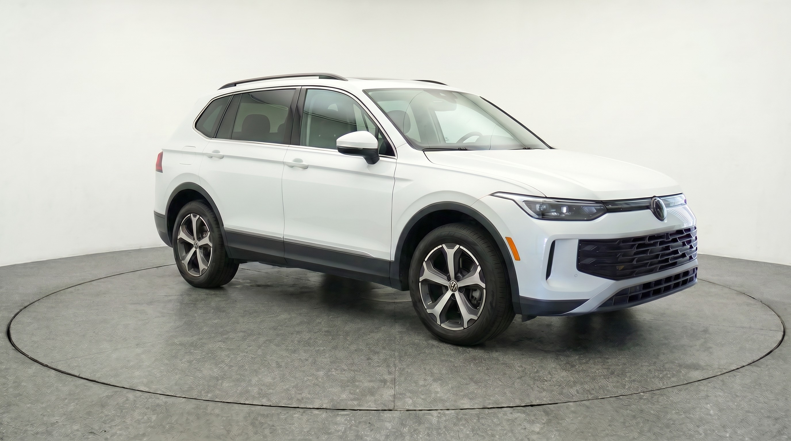 2026 Volkswagen Tiguan SE