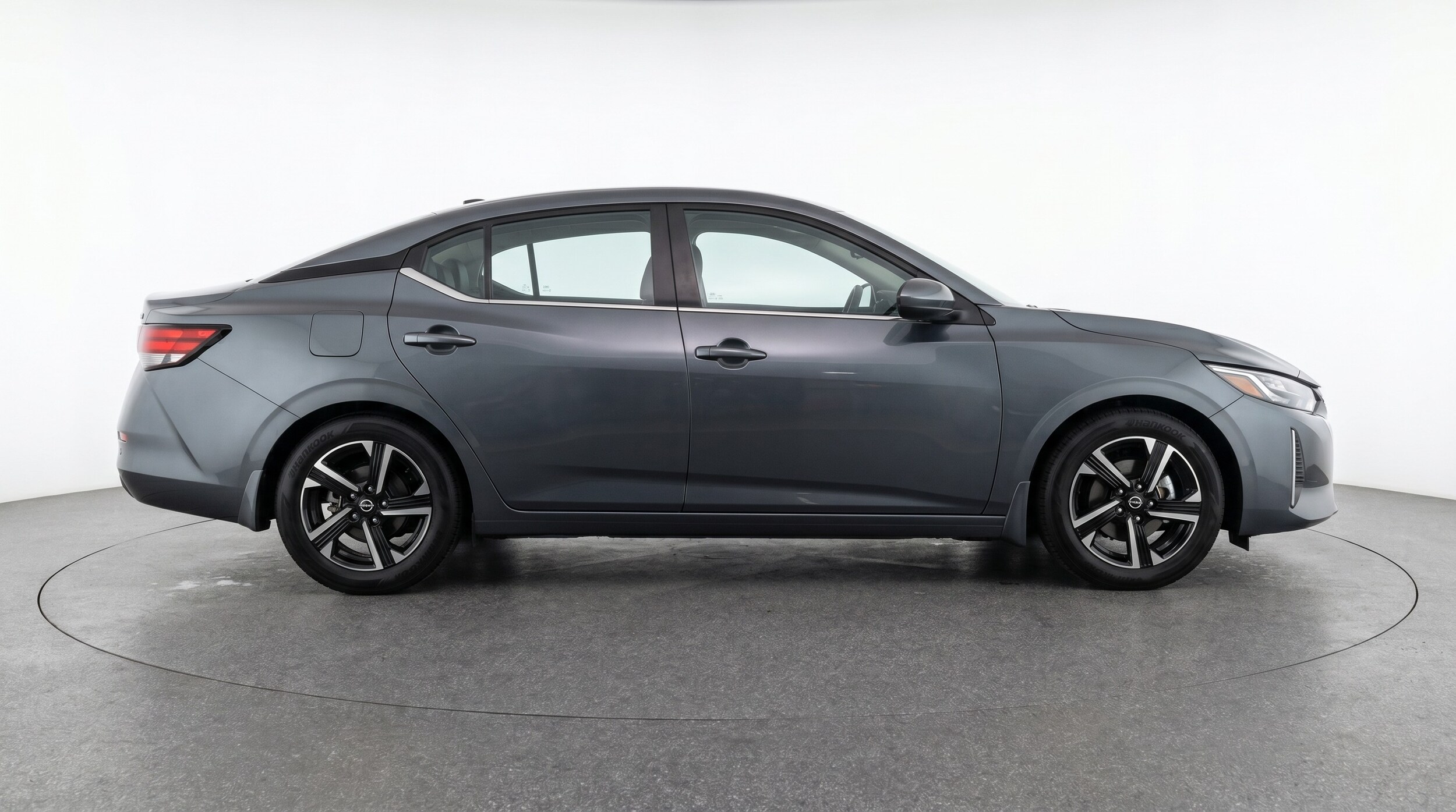 Thumbnail: 2025 Nissan Sentra - 8