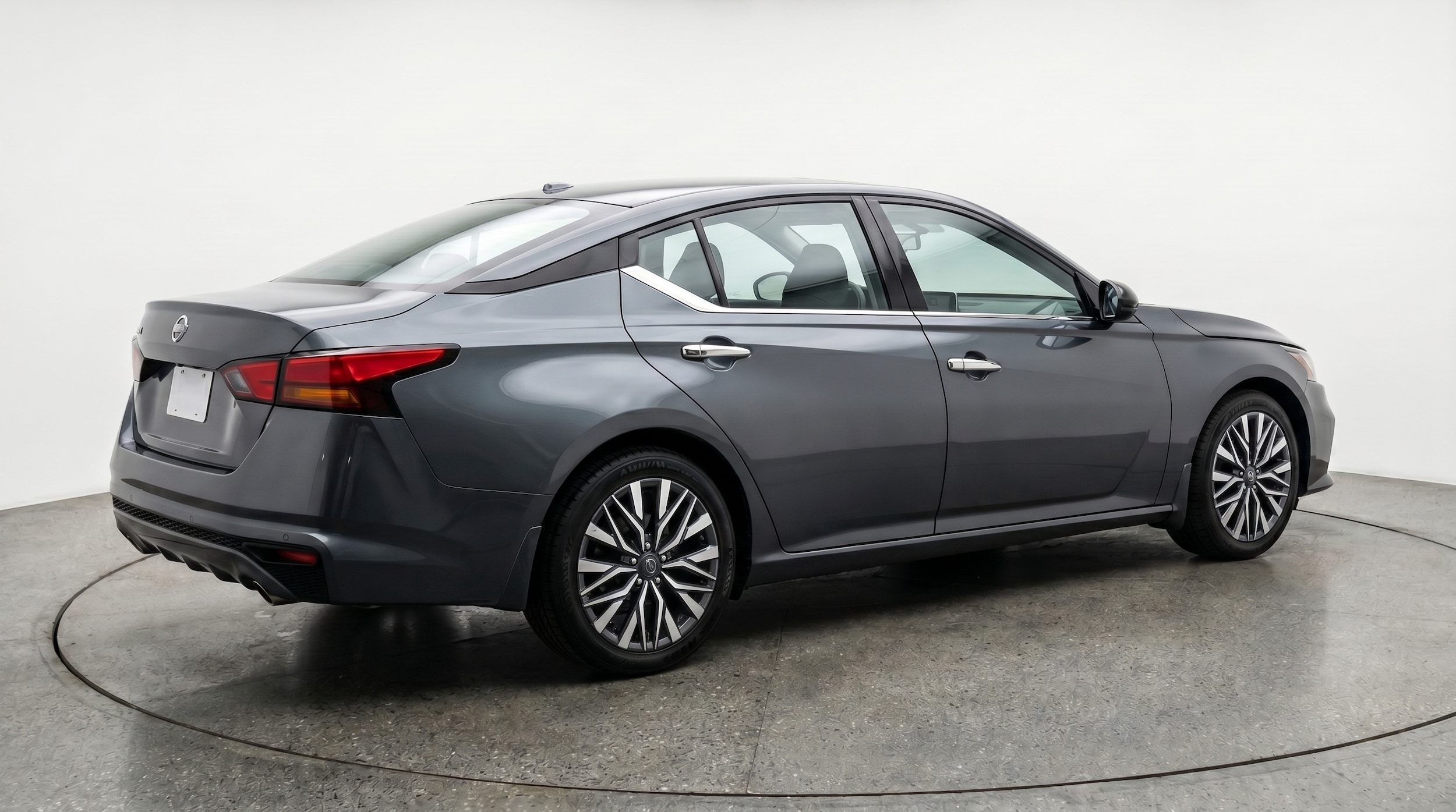 Thumbnail: 2025 Nissan Altima - 7
