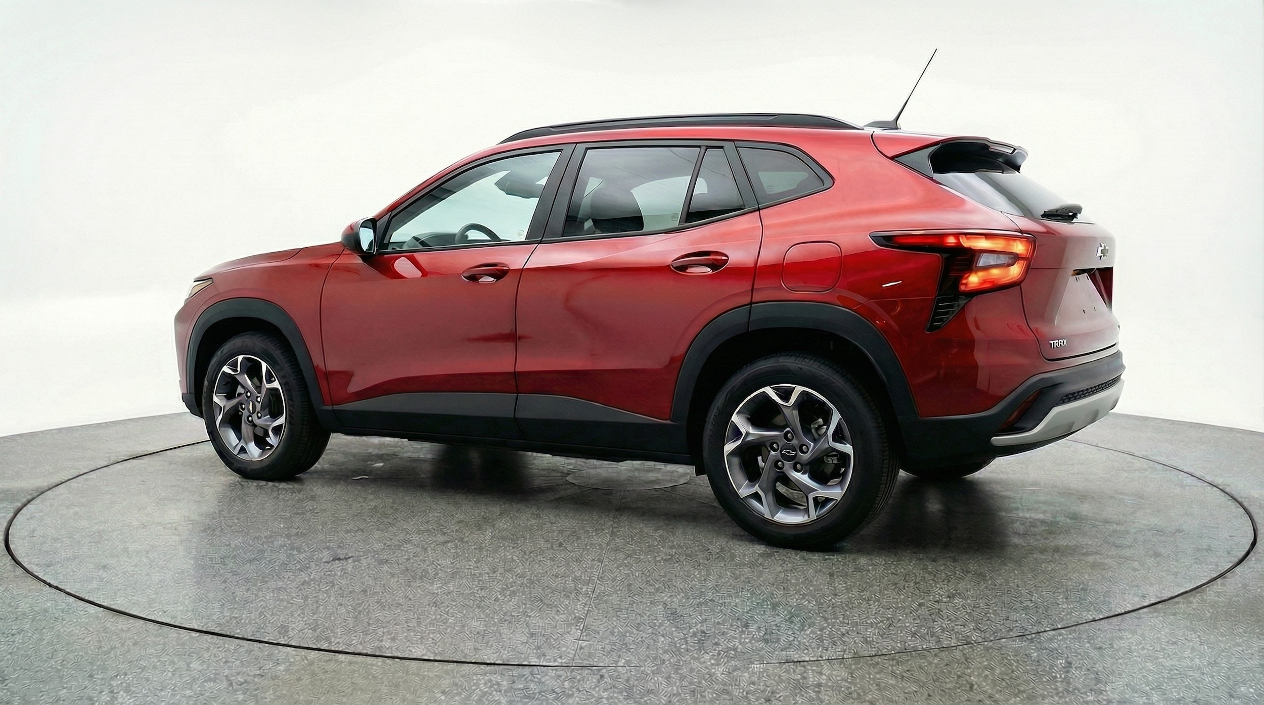 Thumbnail: 2025 Chevrolet Trax - 5