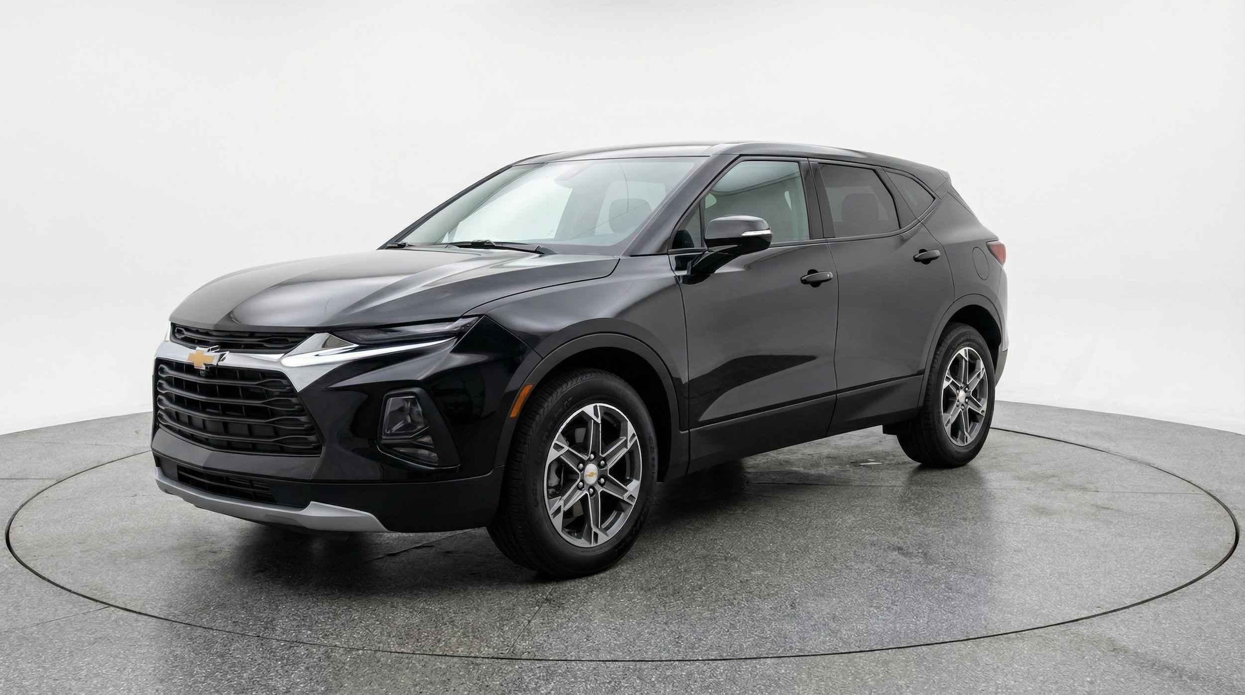 Thumbnail: 2025 Chevrolet Blazer - 3