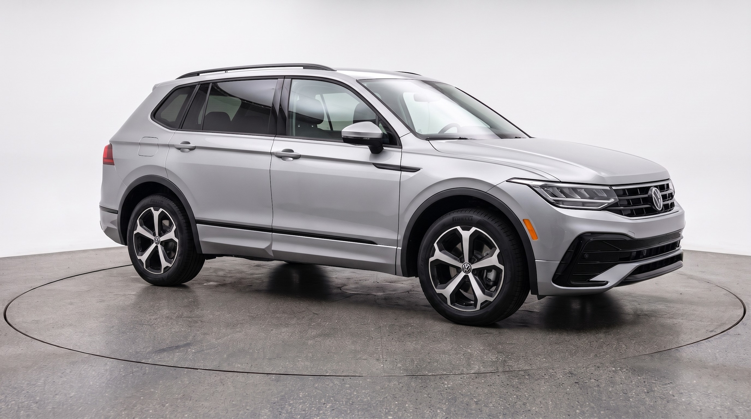Thumbnail: 2026 Volkswagen Tiguan - 1