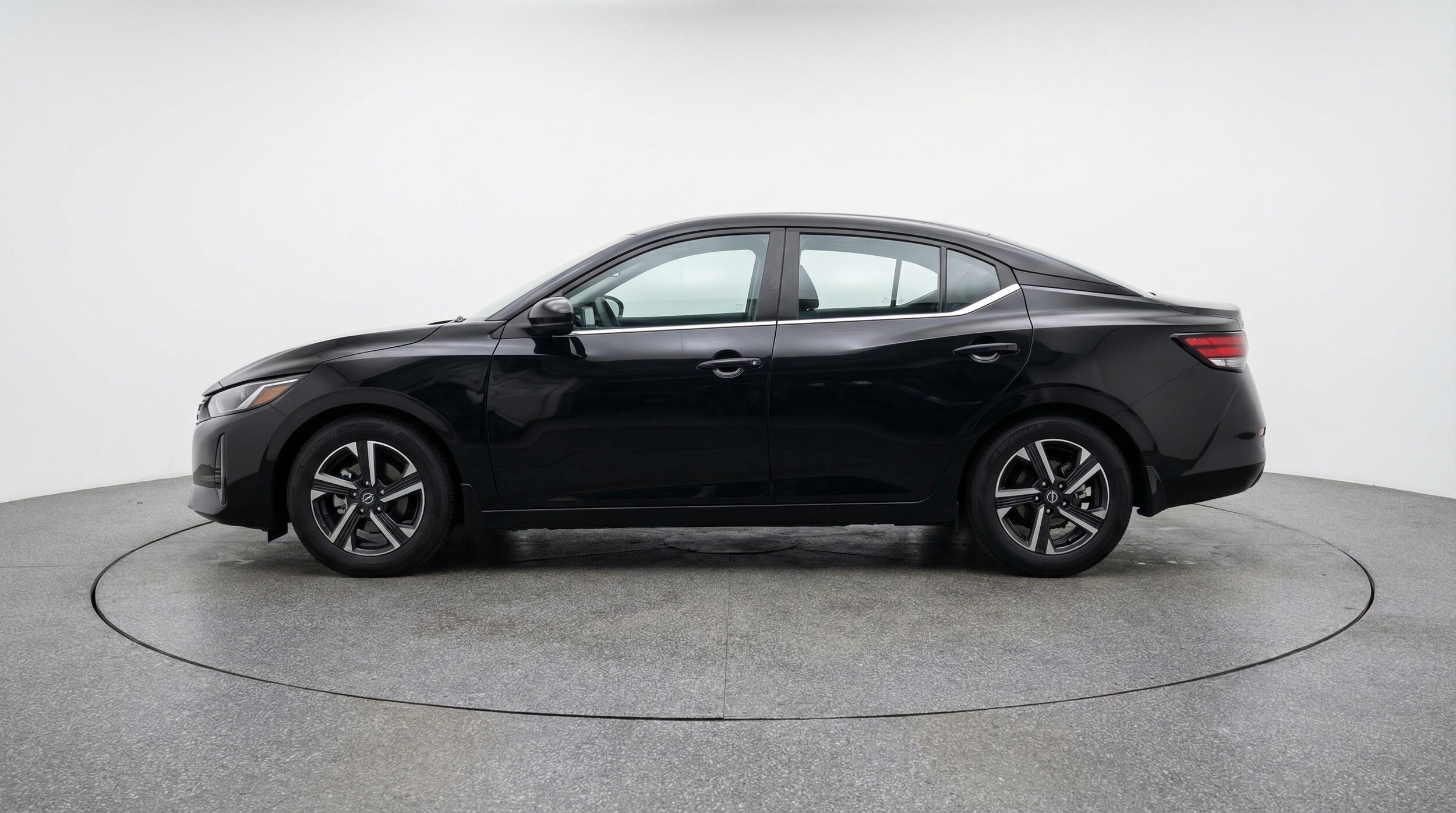 Thumbnail: 2025 Nissan Sentra - 4