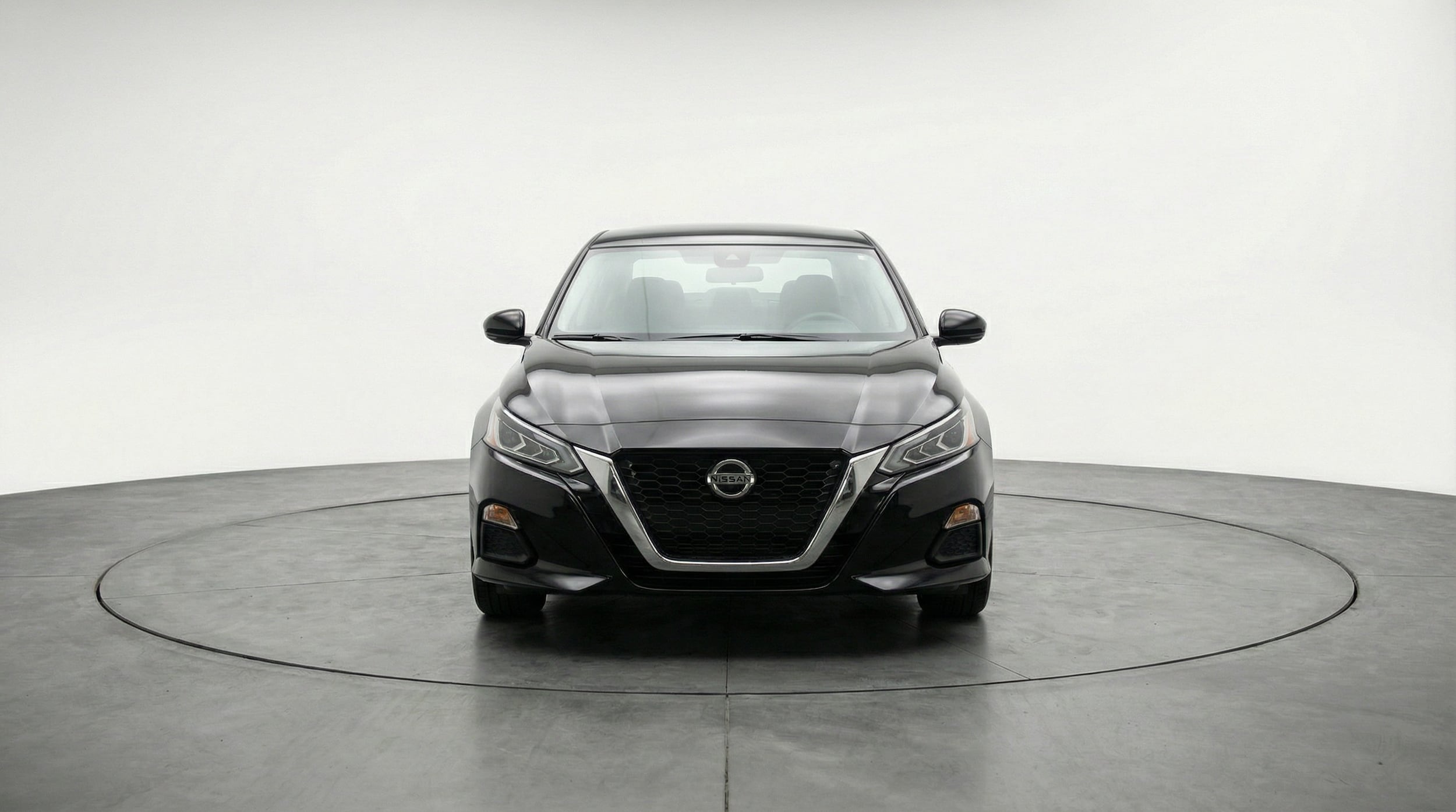 Thumbnail: 2025 Nissan Altima - 2