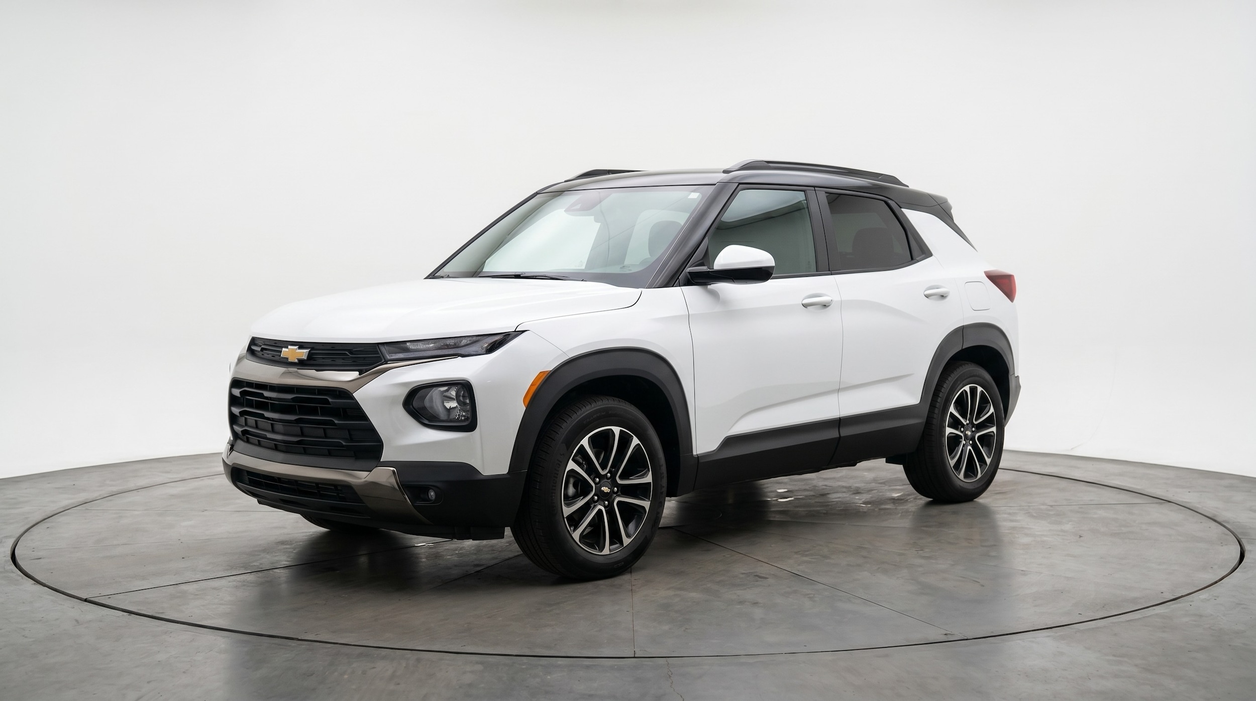 Thumbnail: 2025 Chevrolet TrailBlazer - 3