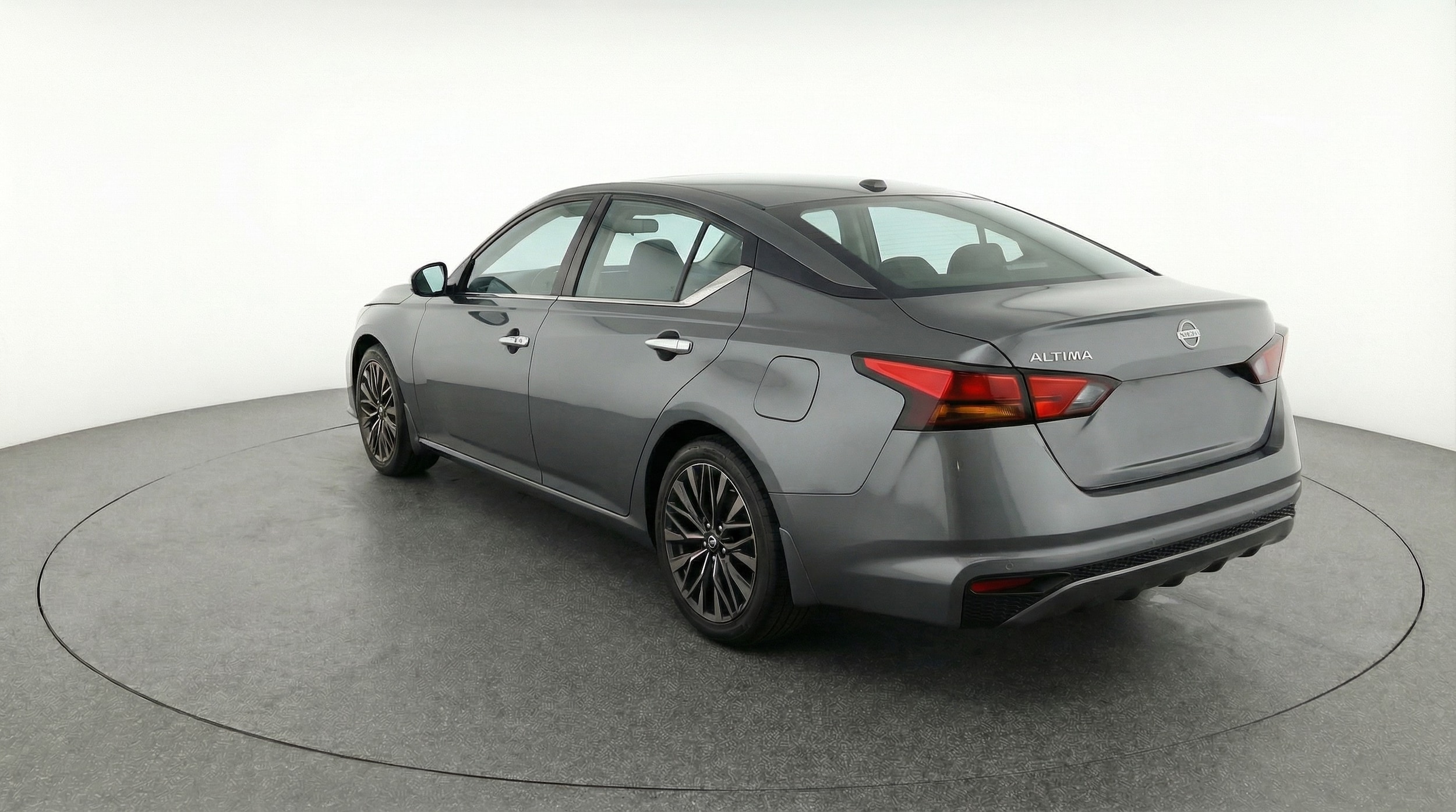 Thumbnail: 2025 Nissan Altima - 5