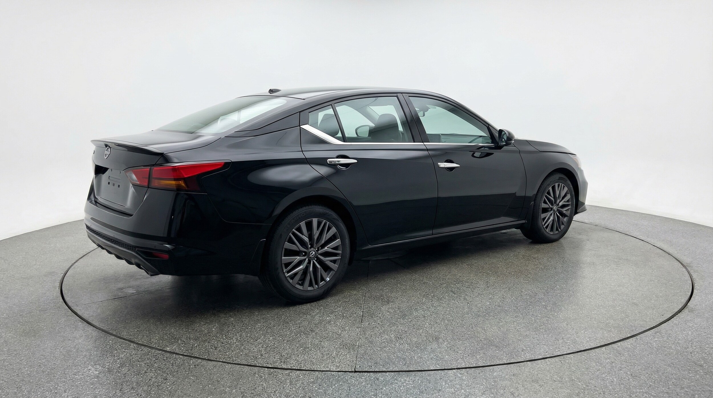 Thumbnail: 2025 Nissan Altima - 7