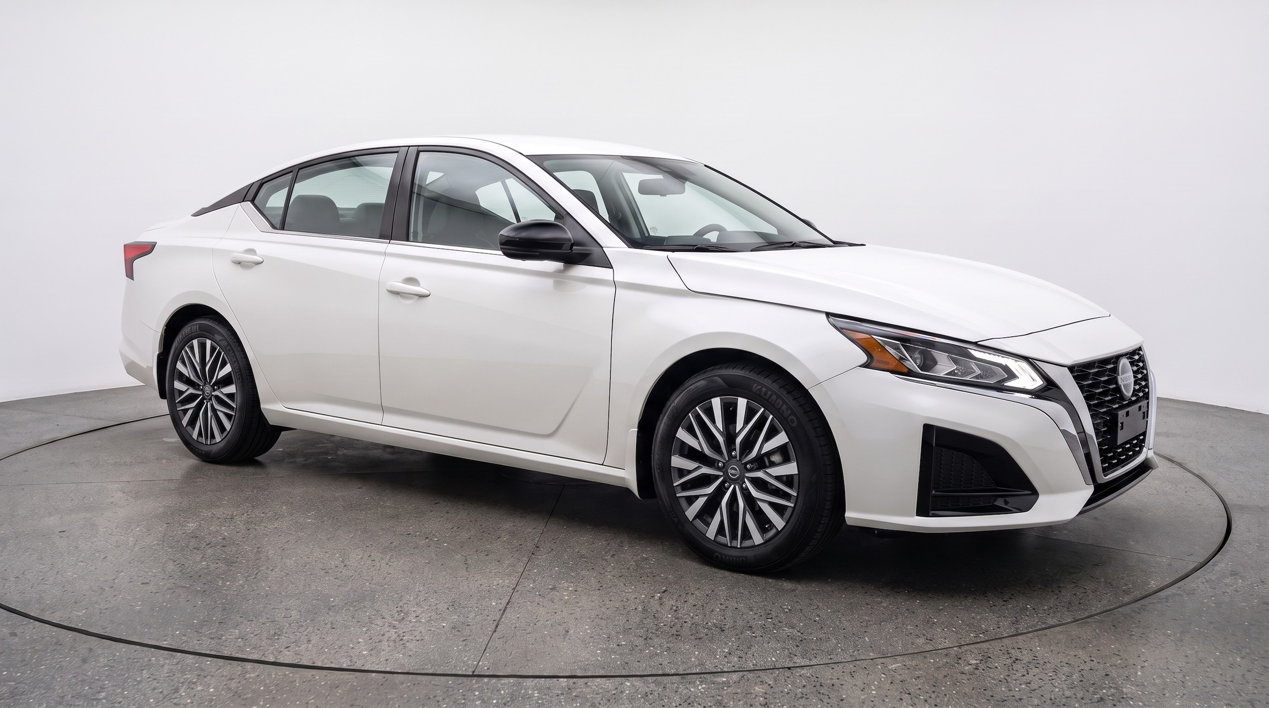 Thumbnail: 2025 Nissan Altima - 1