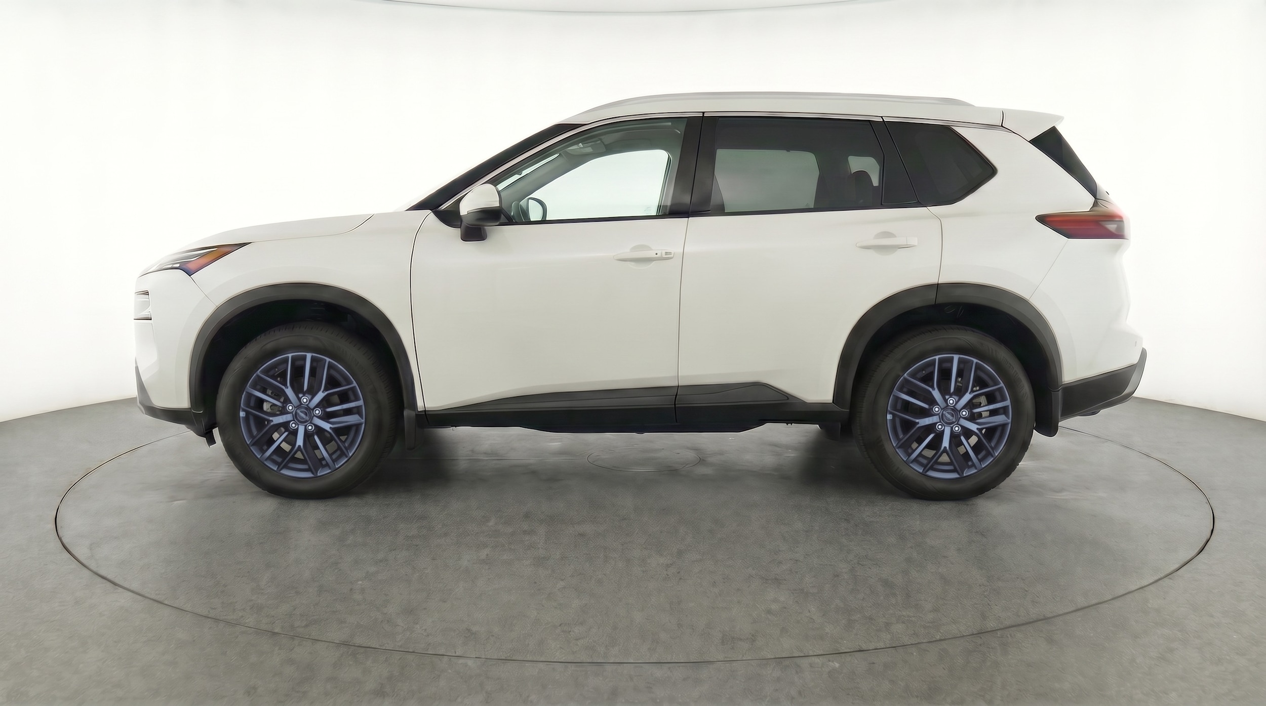 Thumbnail: 2026 Nissan Rogue - 4
