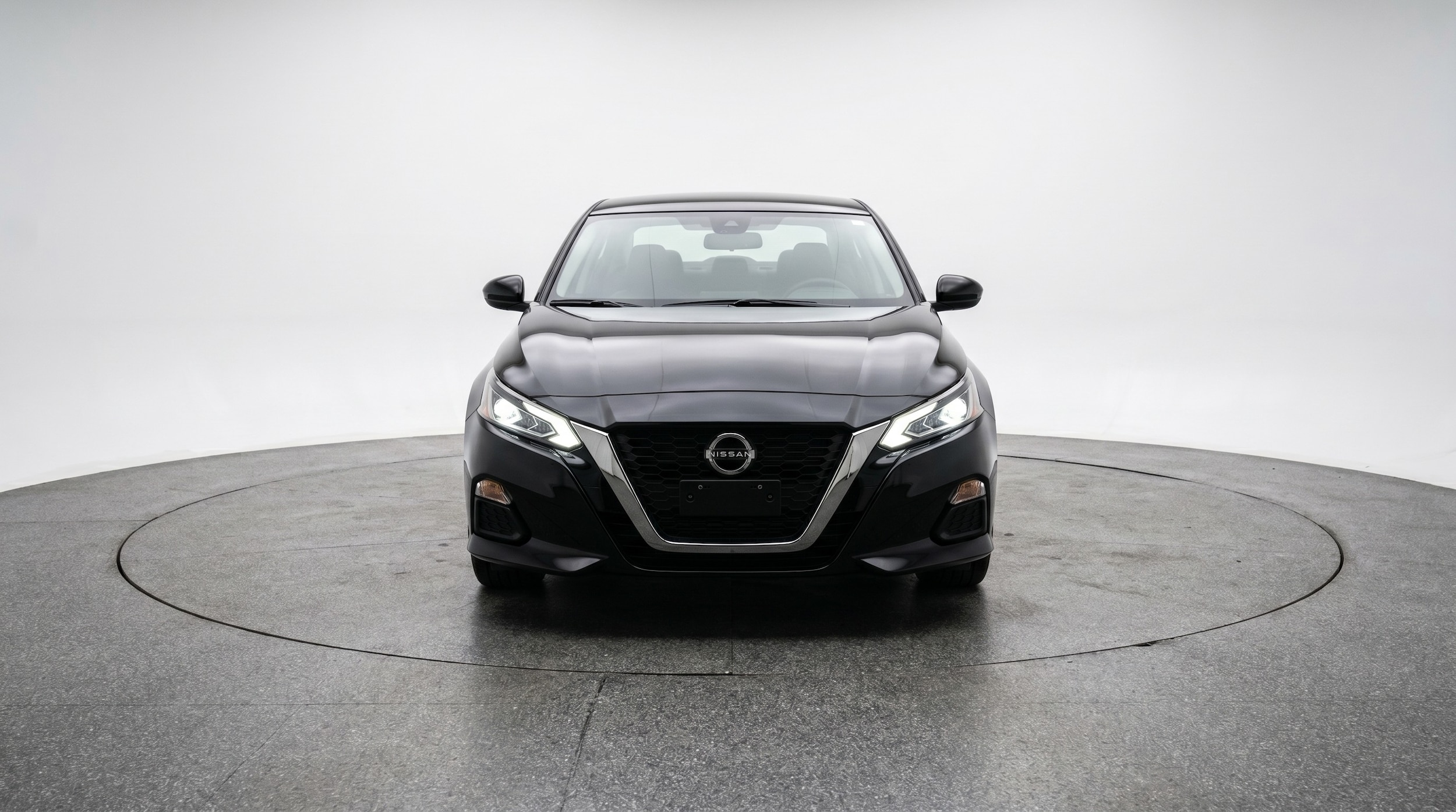 Thumbnail: 2025 Nissan Altima - 2
