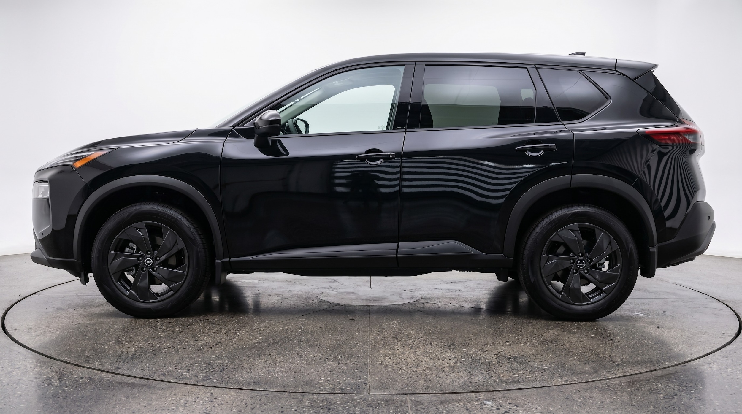 Thumbnail: 2025 Nissan Rogue - 4